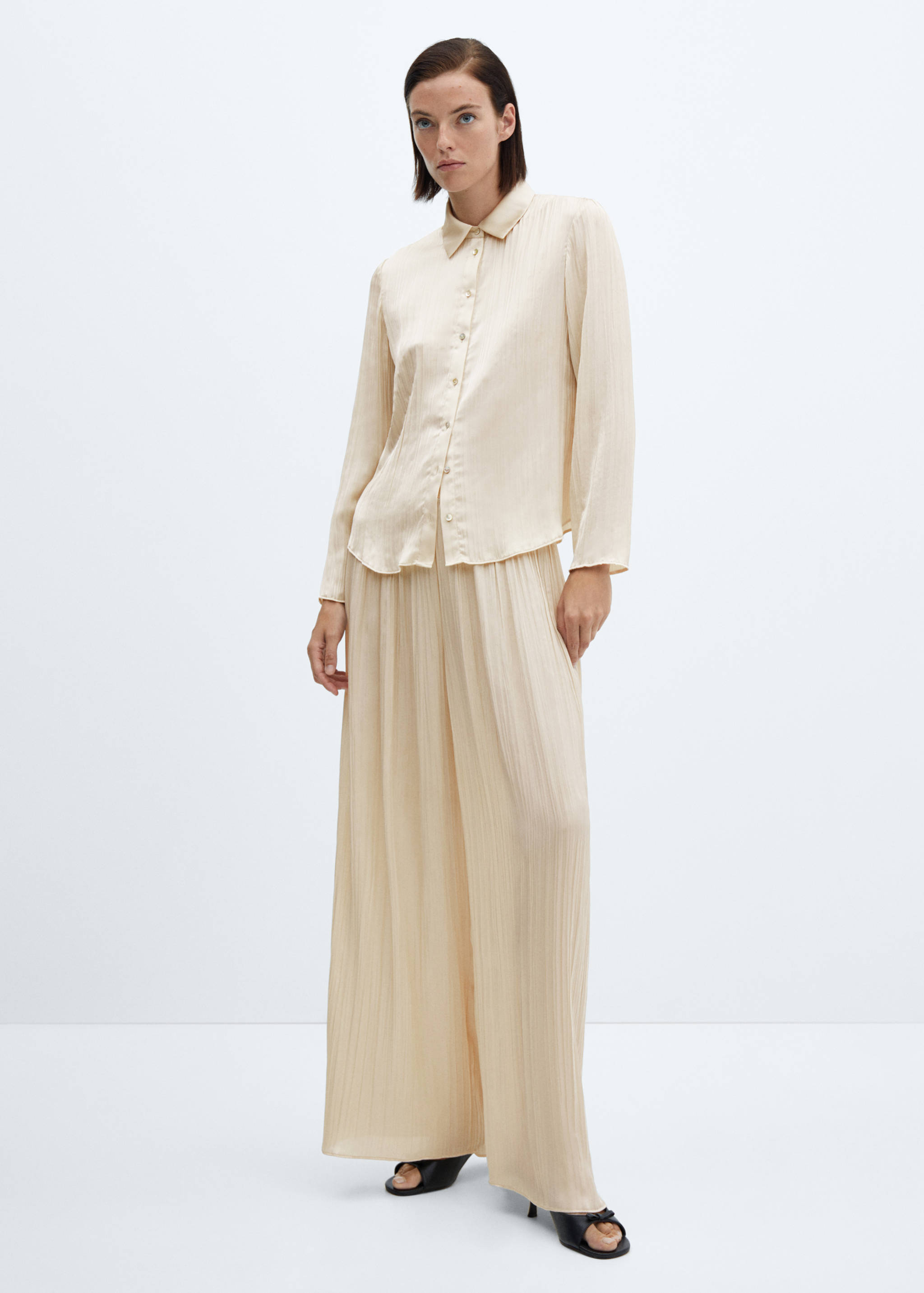 Chemise plissée satinée - Plan général