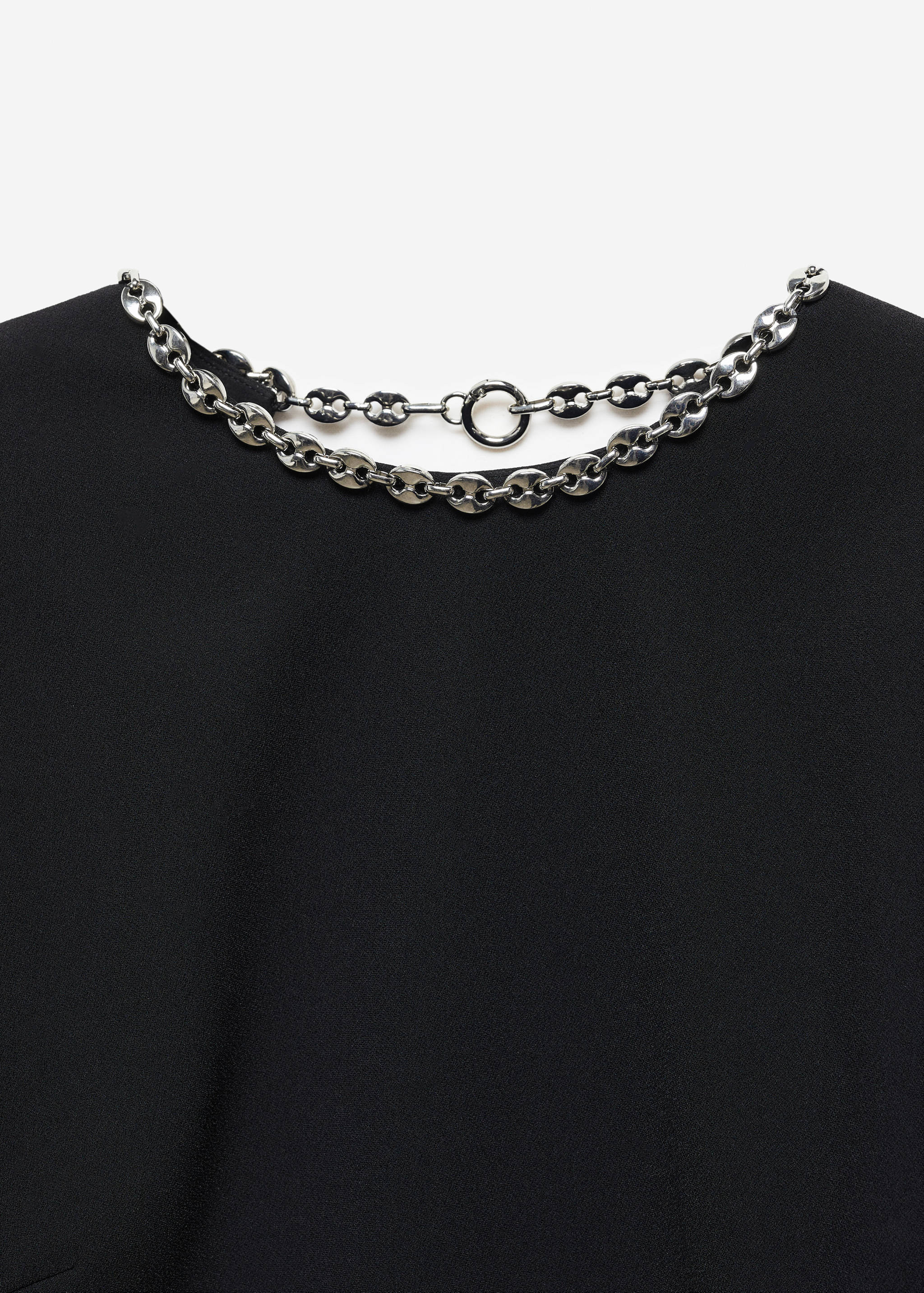 Jurk met open rug - Detail van het artikel 8