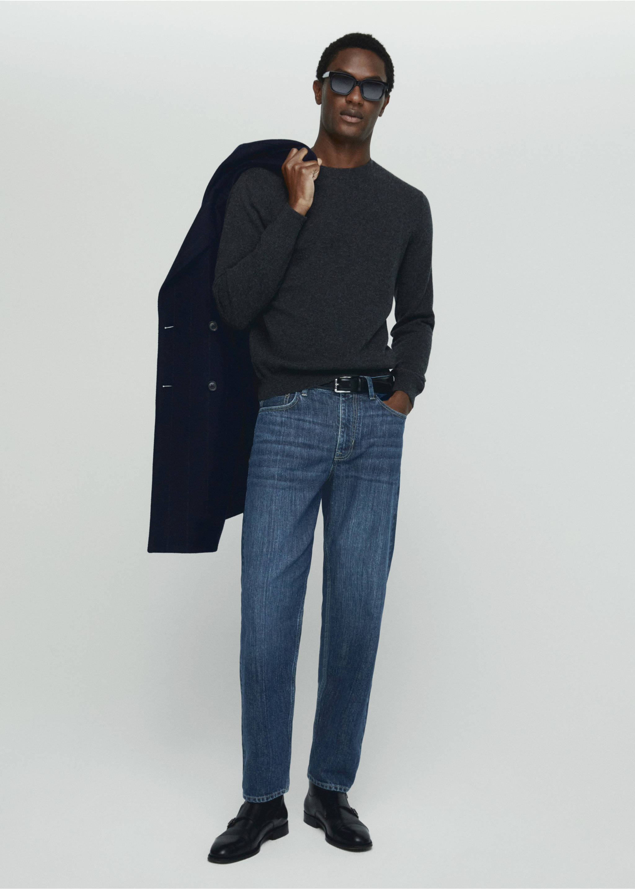 Straight Fit-Selvedge-Jeans - Allgemeine Ansicht, Dunkelblau. Ref: 57098632-00.