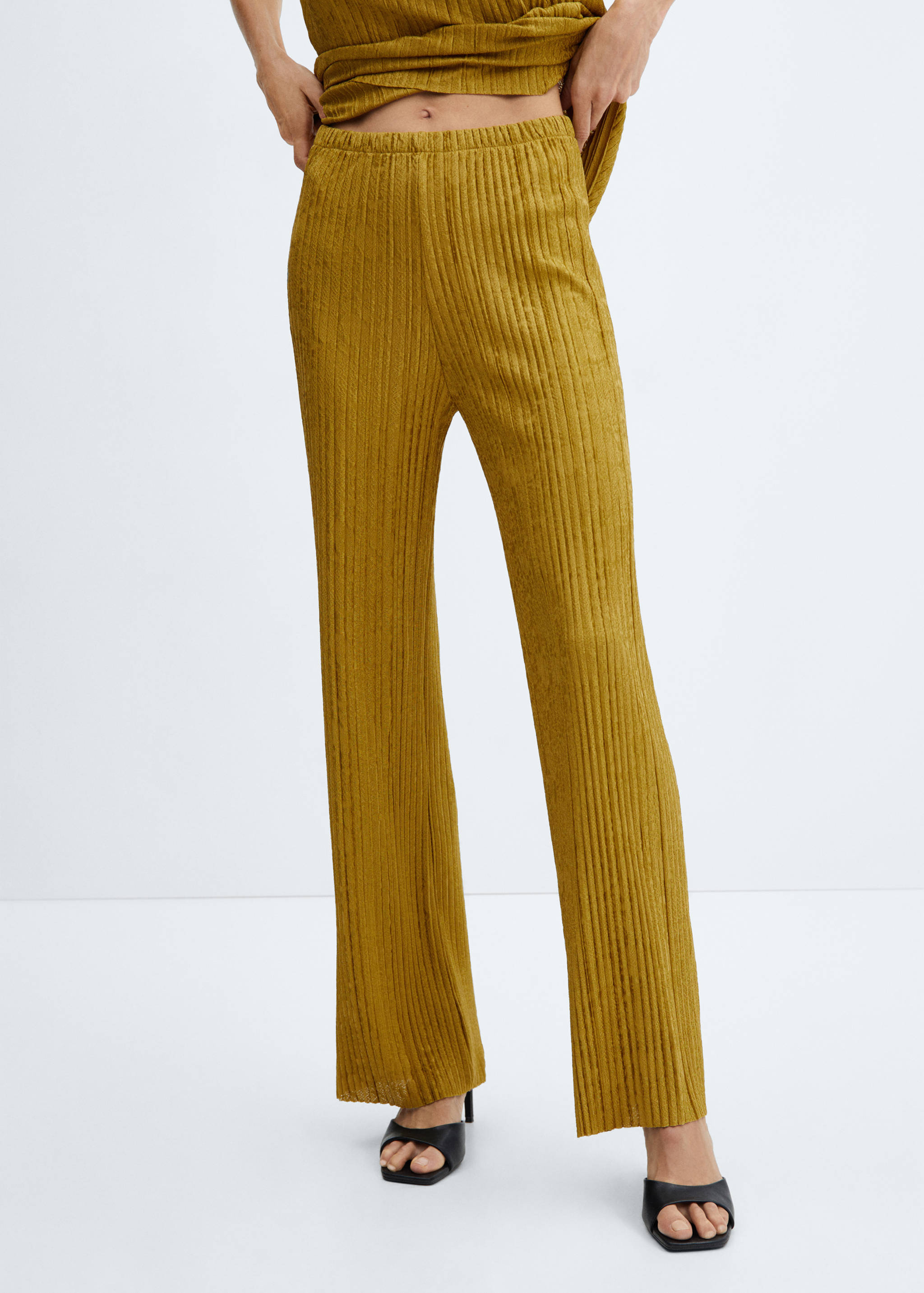 Pleated straight pants - Medium plane