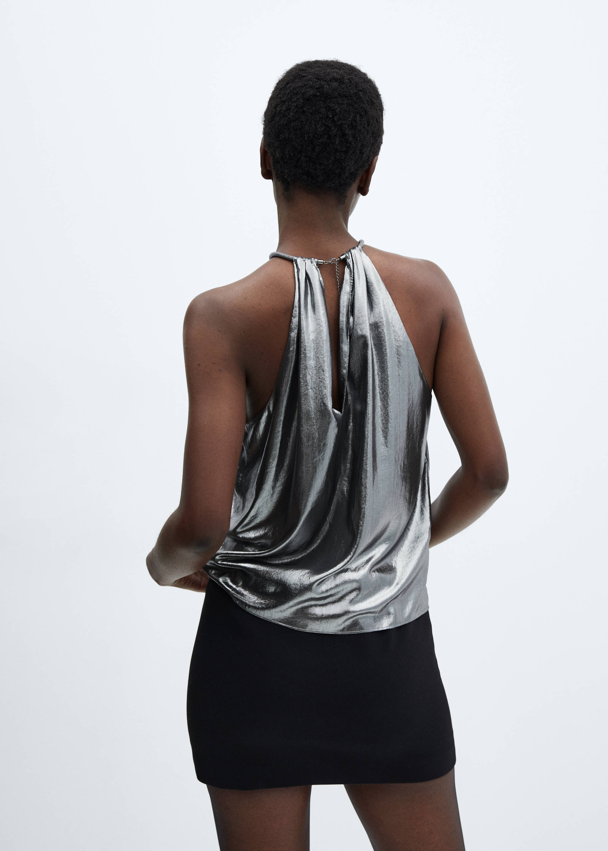 Metallisiertes Top mit starrem Kragen - Rückseite des Artikels