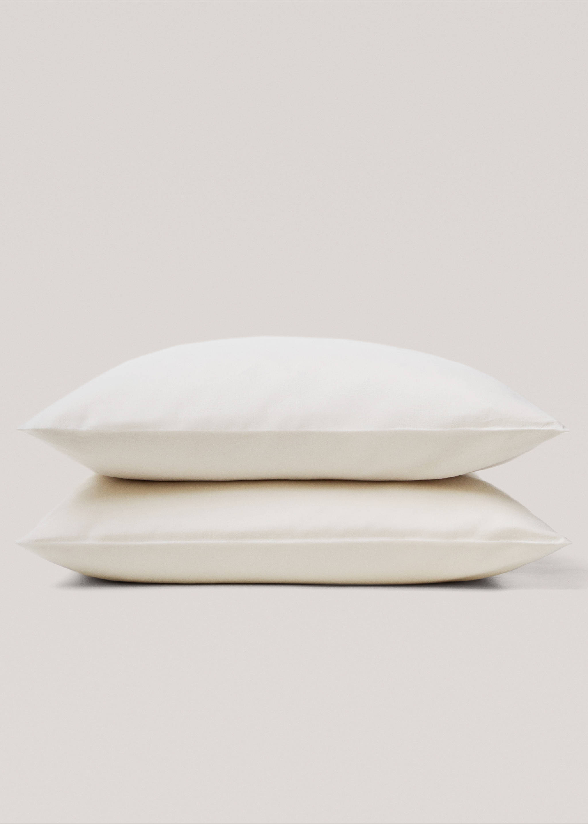 Plain flannel pillow case 60x60cm (Pack of 2) - Details of the article 1, Beige. Ref: 57099218-00.