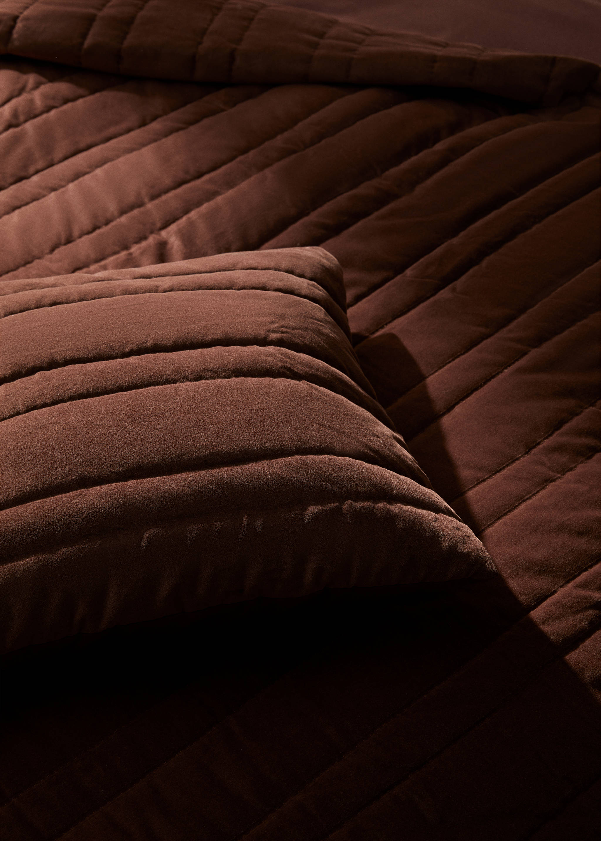 Velvet texture quilt - Details of the article 8