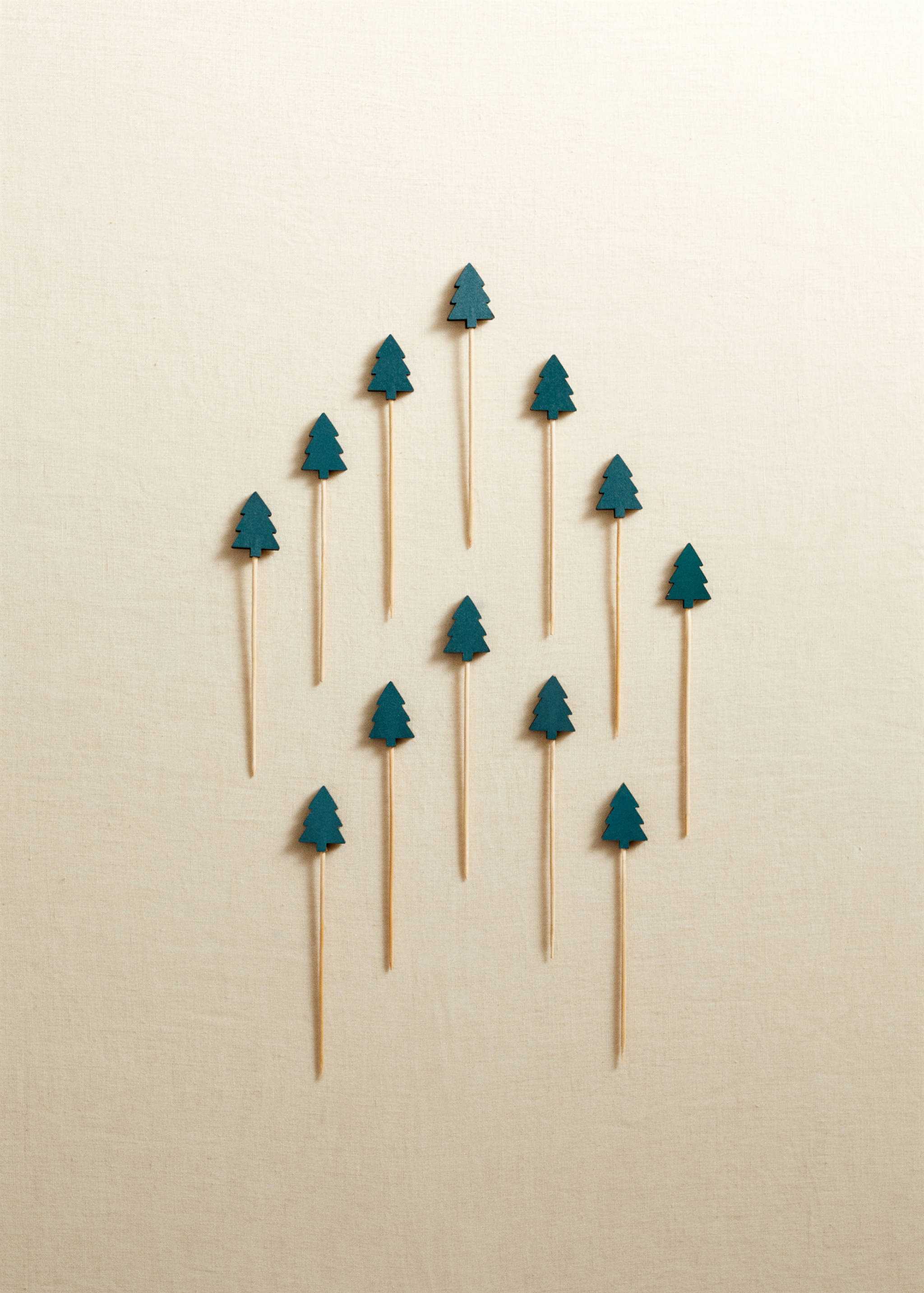 Tree sticks - Details of the article 7