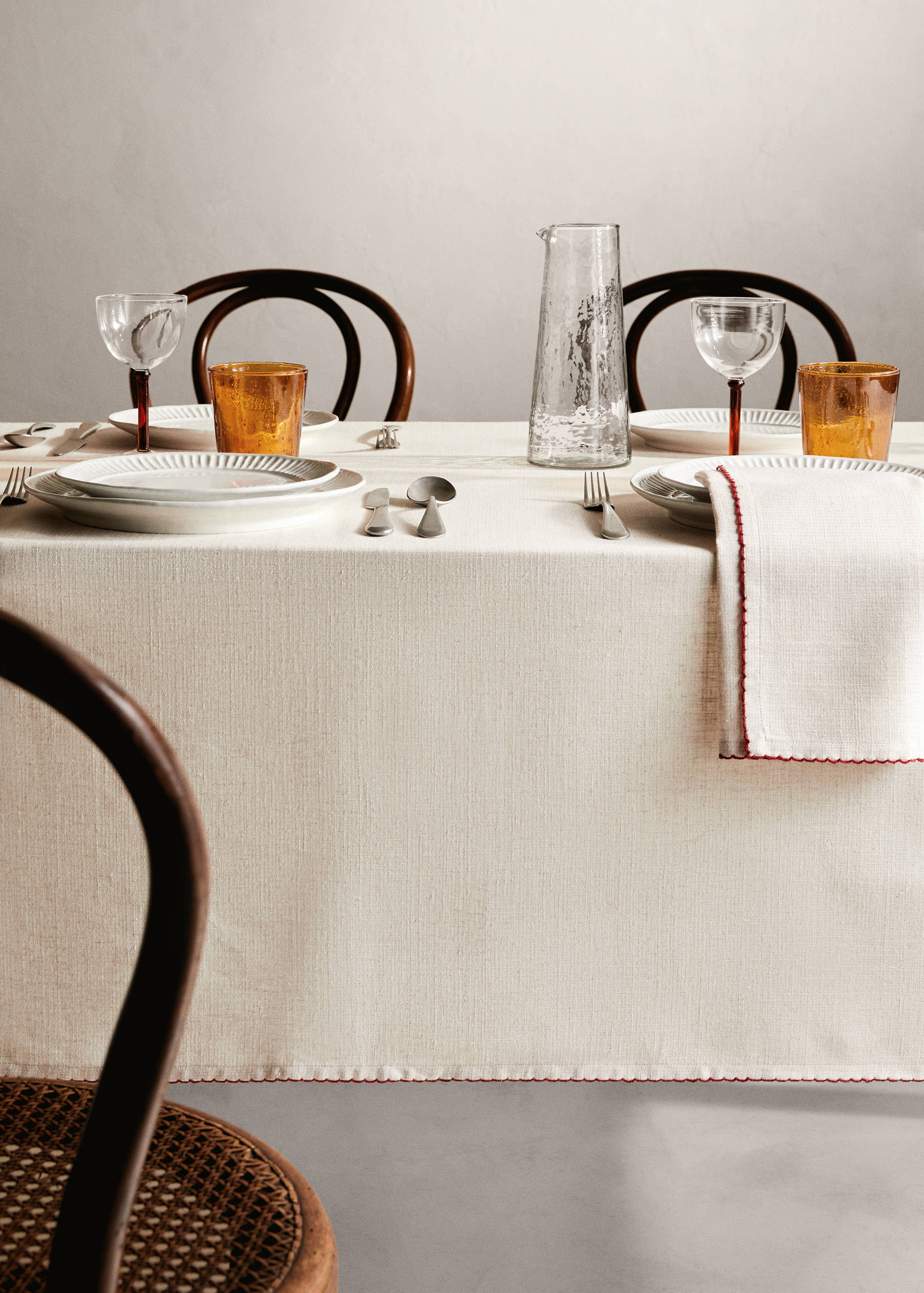 Τραπεζομάντηλο κεντητό ρέλι 150x150 εκ - Γενικό πλάνο