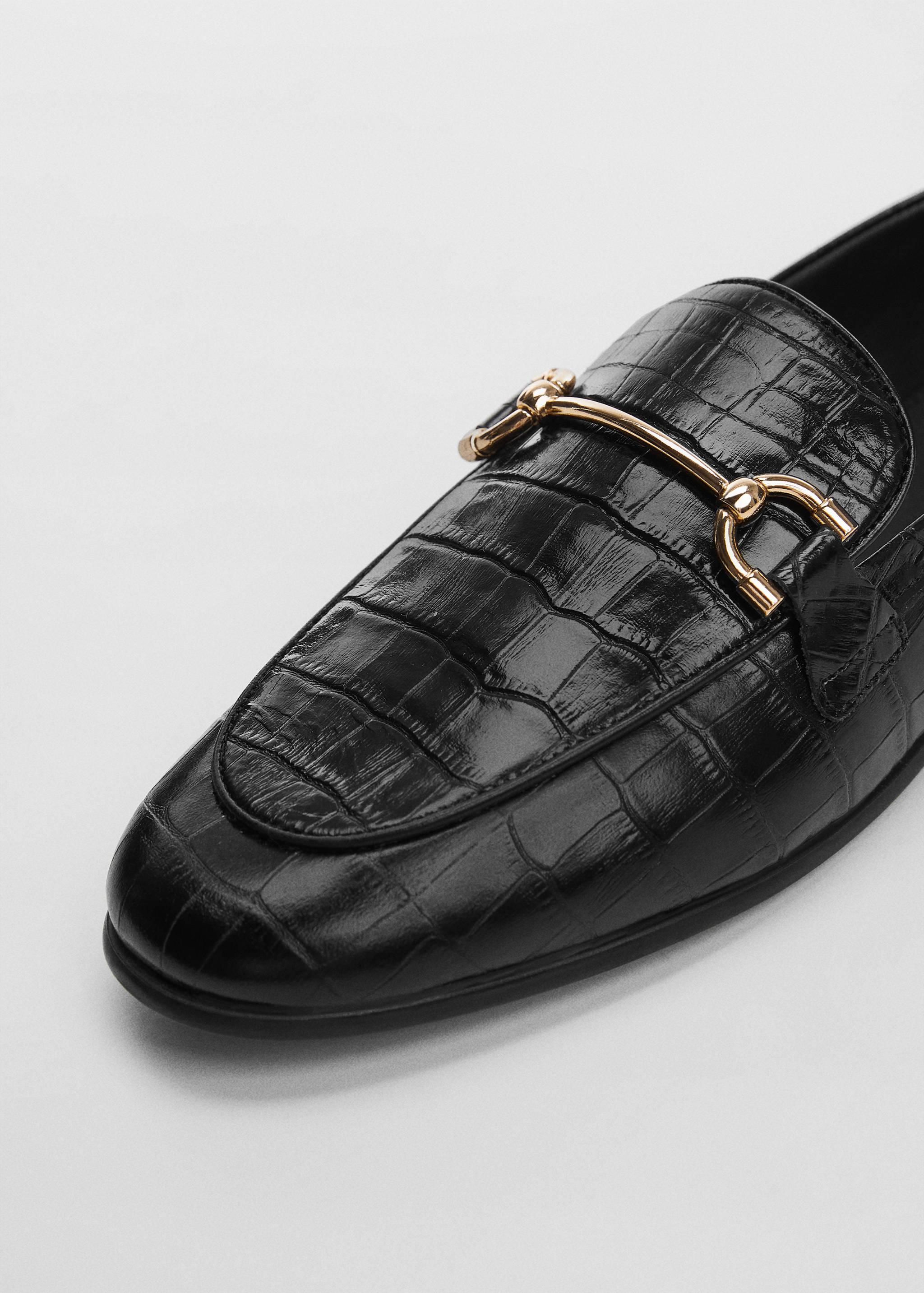 Leather loafers with metallic detail - Details of the article 2