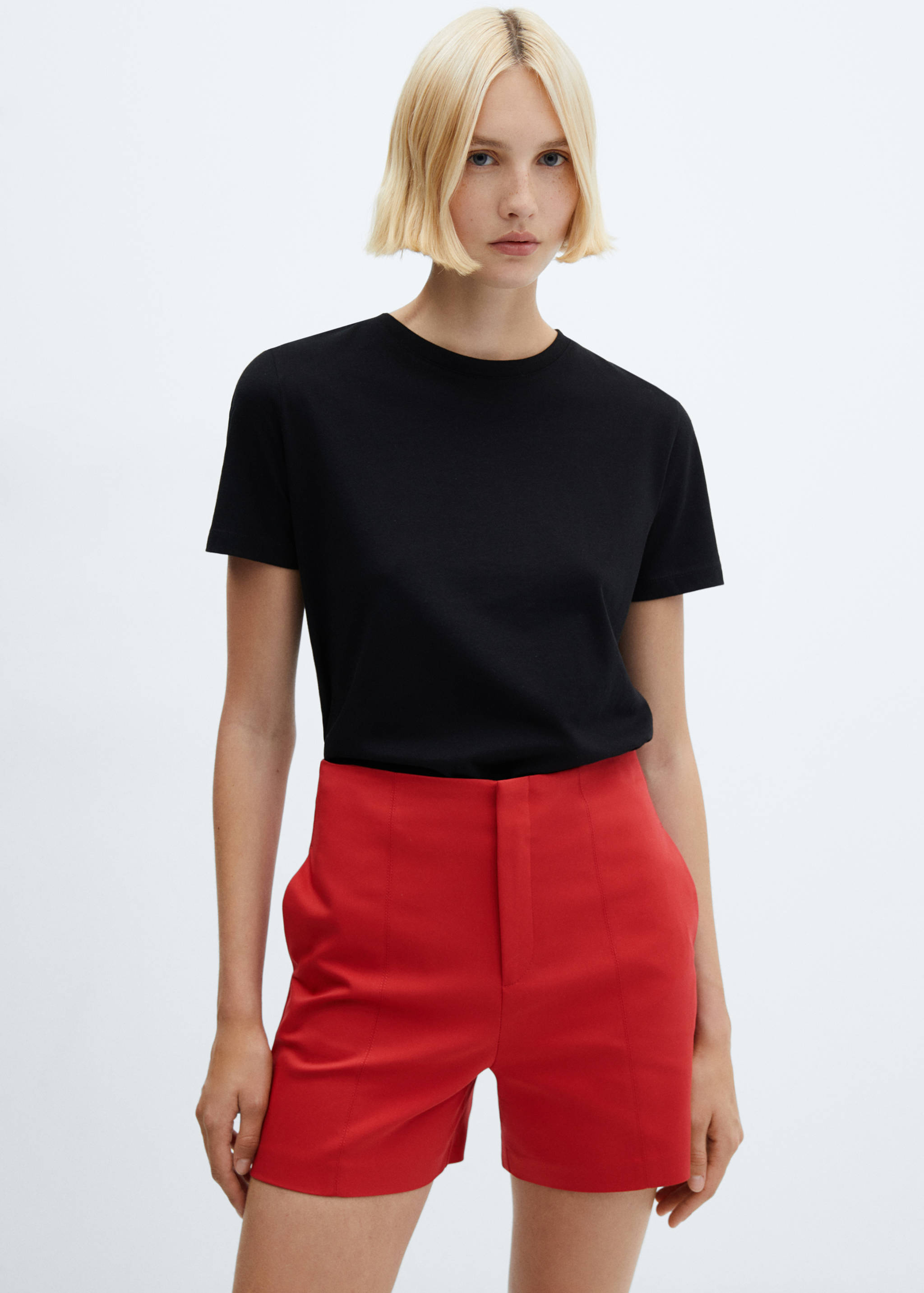 Short droit taille haute - Plan moyen