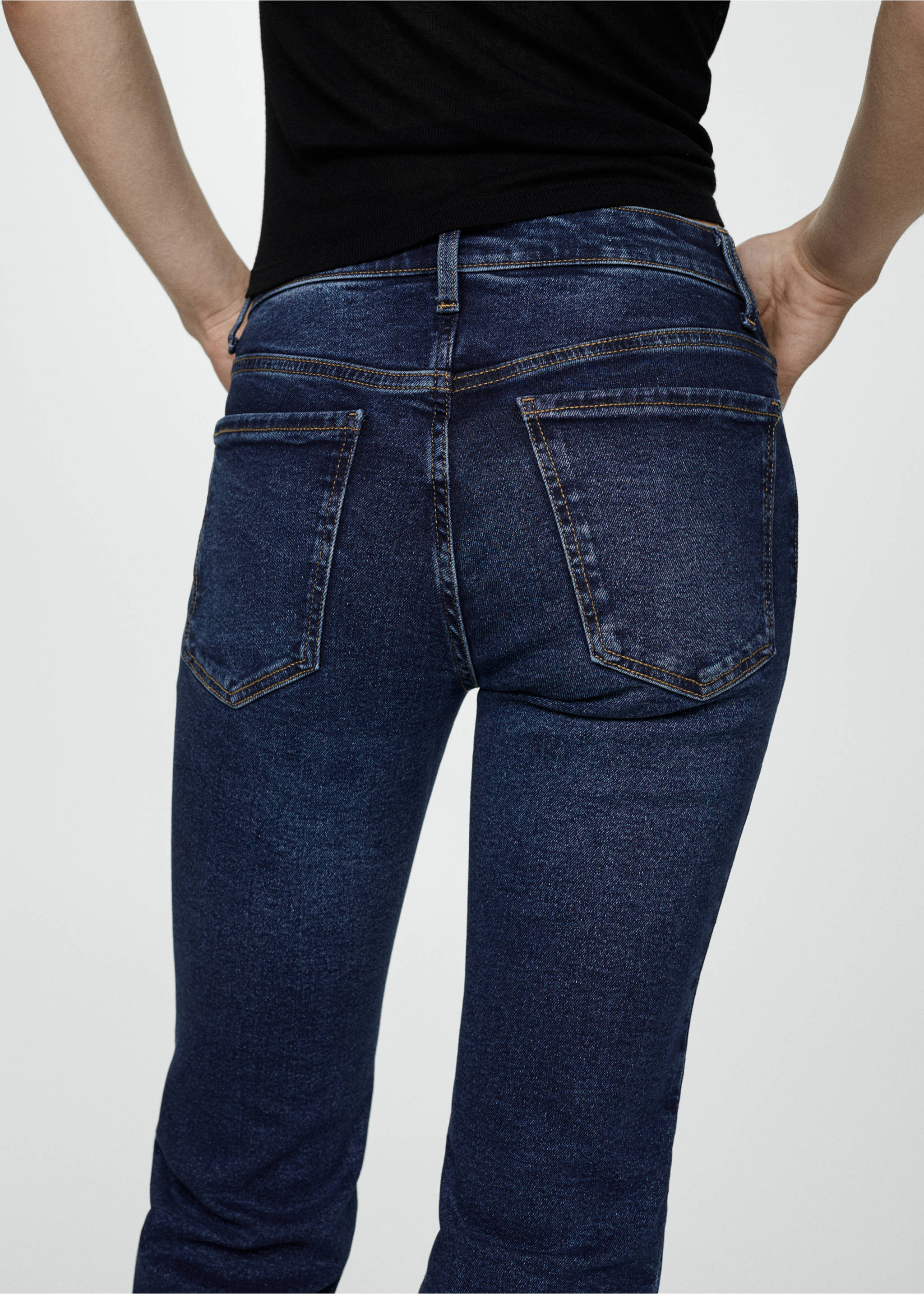 Sienna flared cropped jeans - Details of the article 2, Dark Blue. Ref: 67000355-00.
