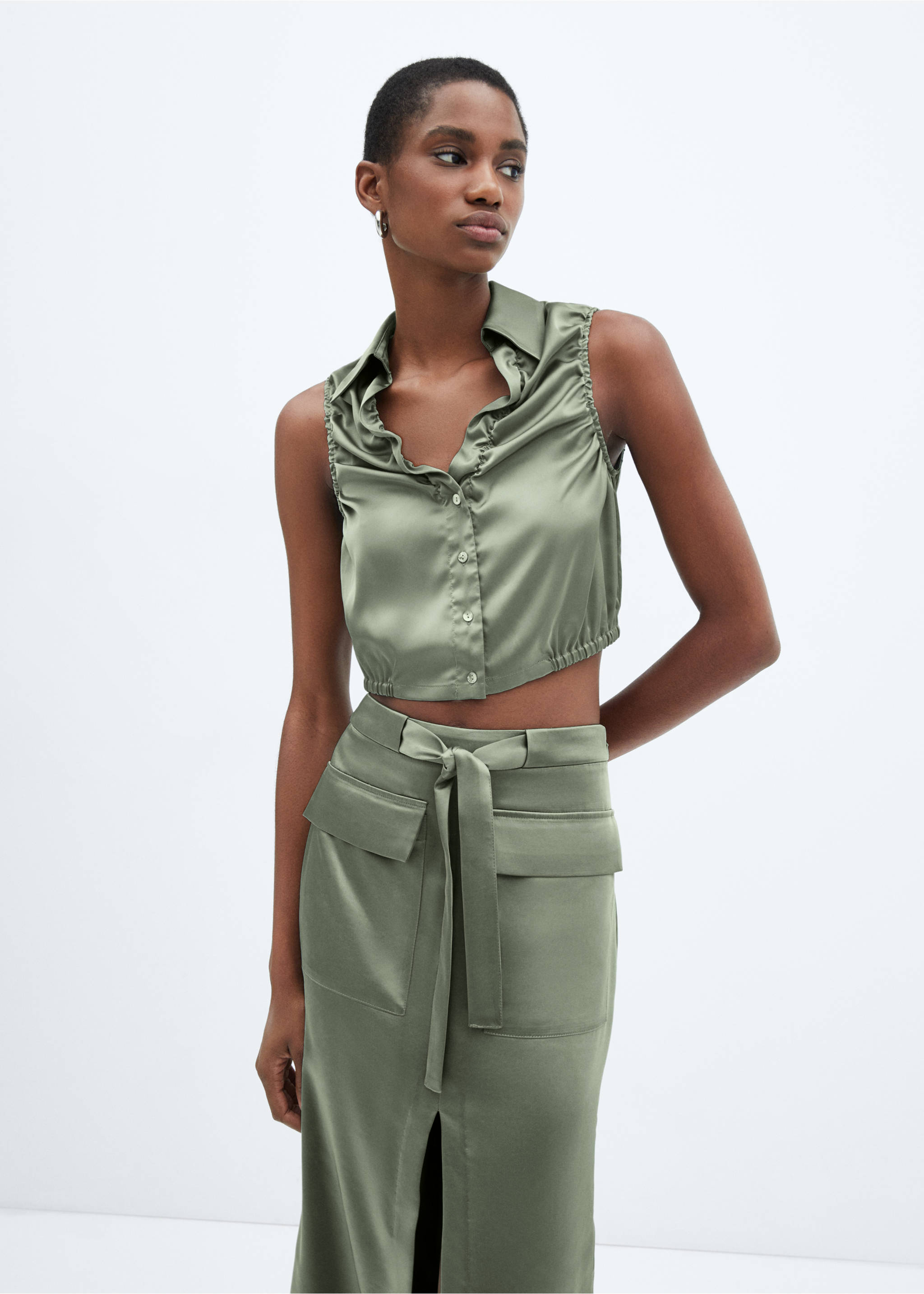 Ruched satin shirt - Medium plane, Green. Ref: 67000442-00.