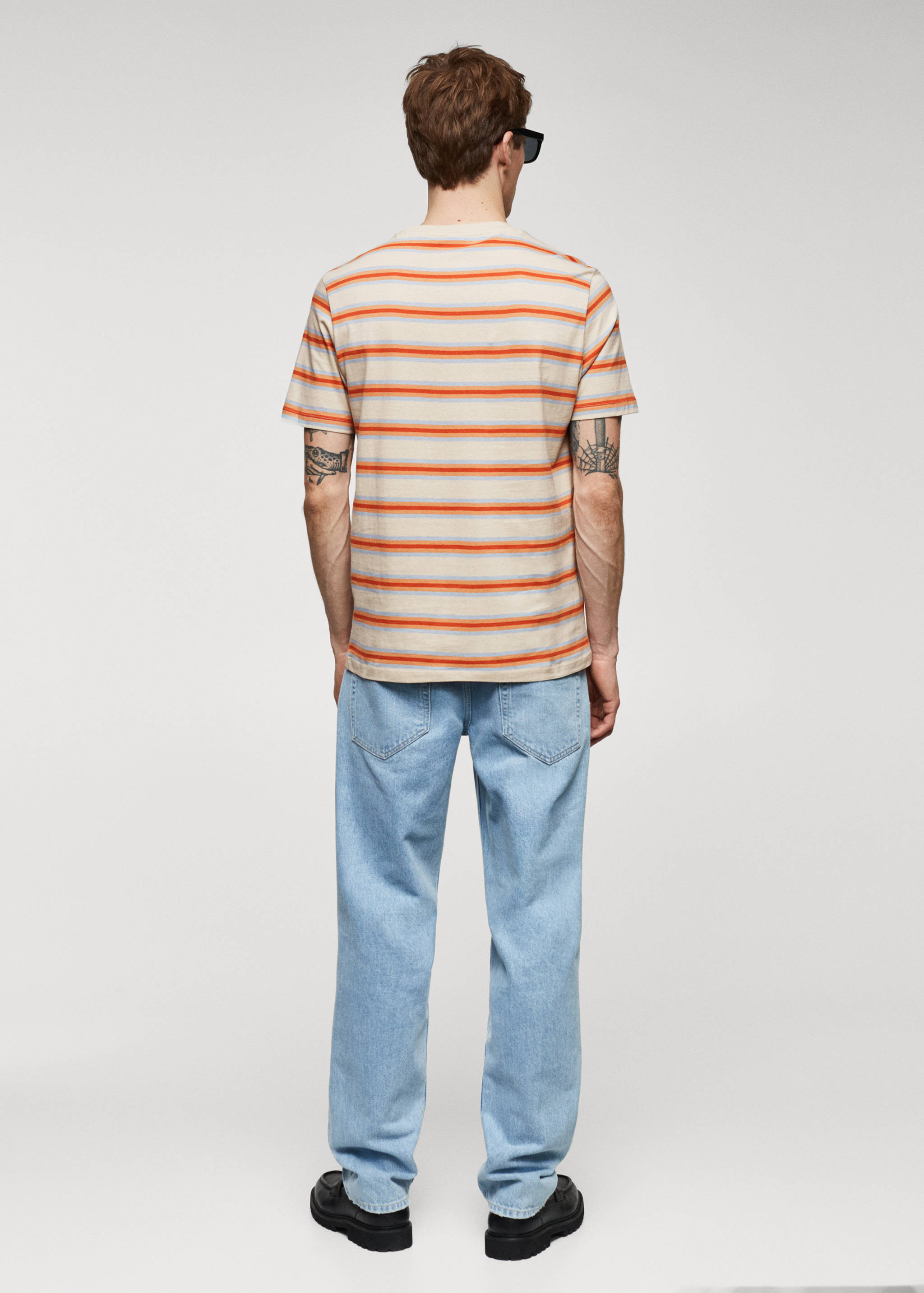 Striped 100% cotton t-shirt - Reverse of the article