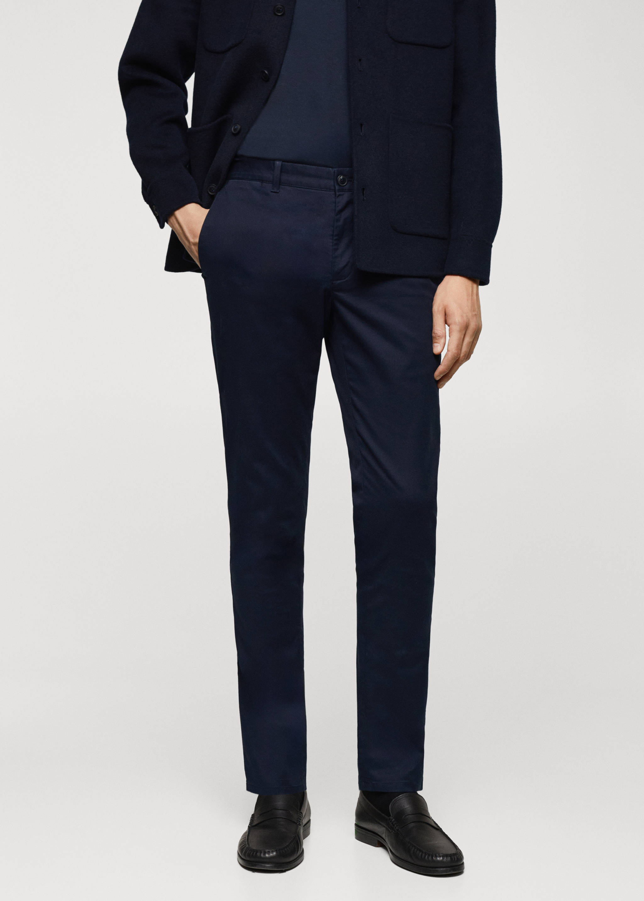 Pantalons xinesos slim fit sarja - Pla mig