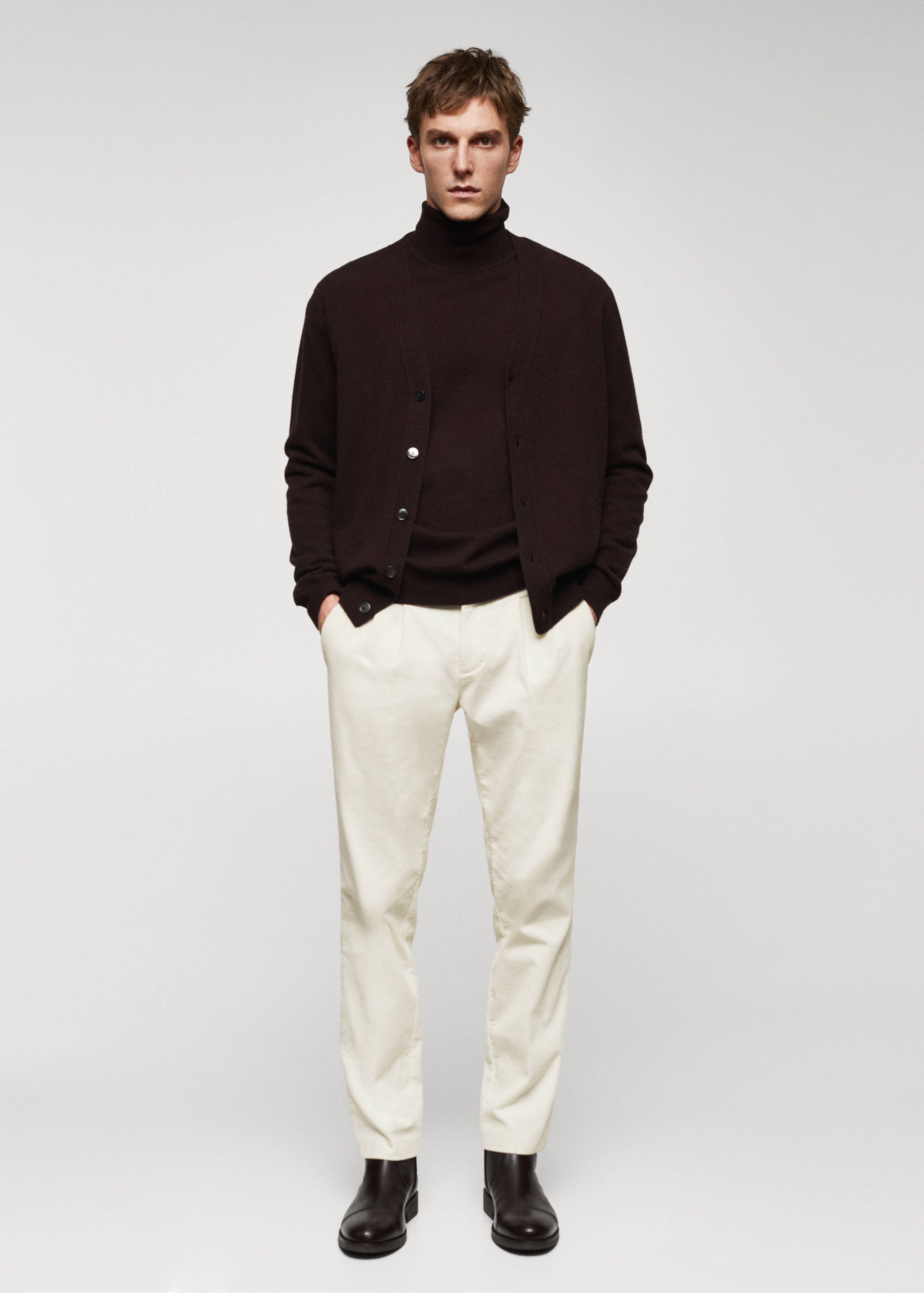 Pleated corduroy pants - General plane