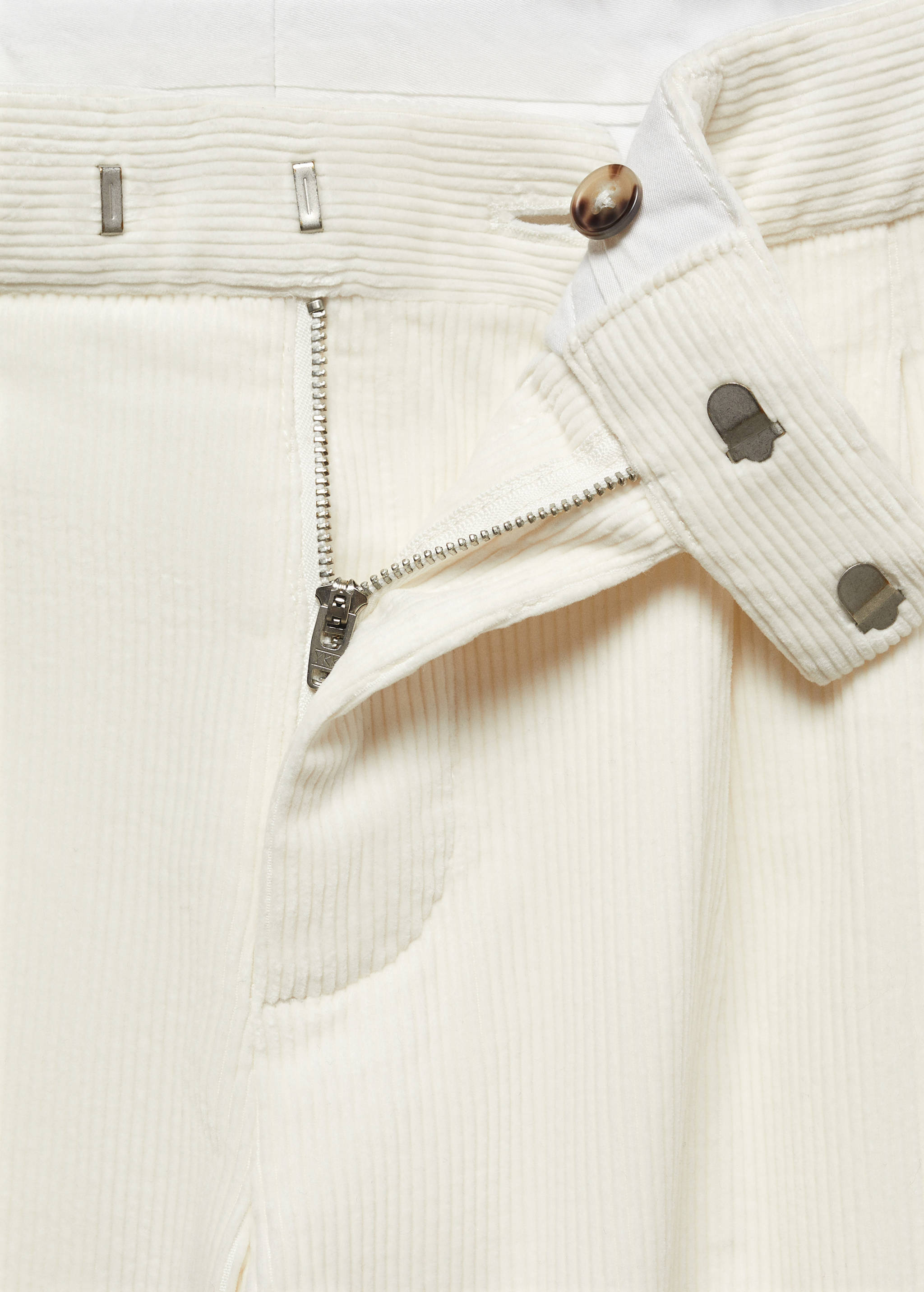 Pleated corduroy pants - Details of the article 8