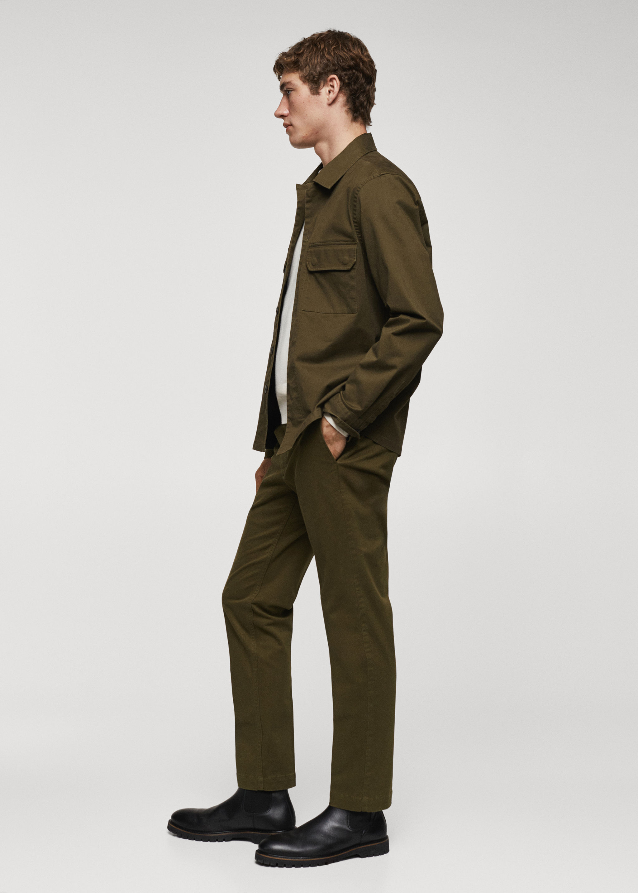 Pantalons xinesos slim fit pinces - Detall de l'article 2