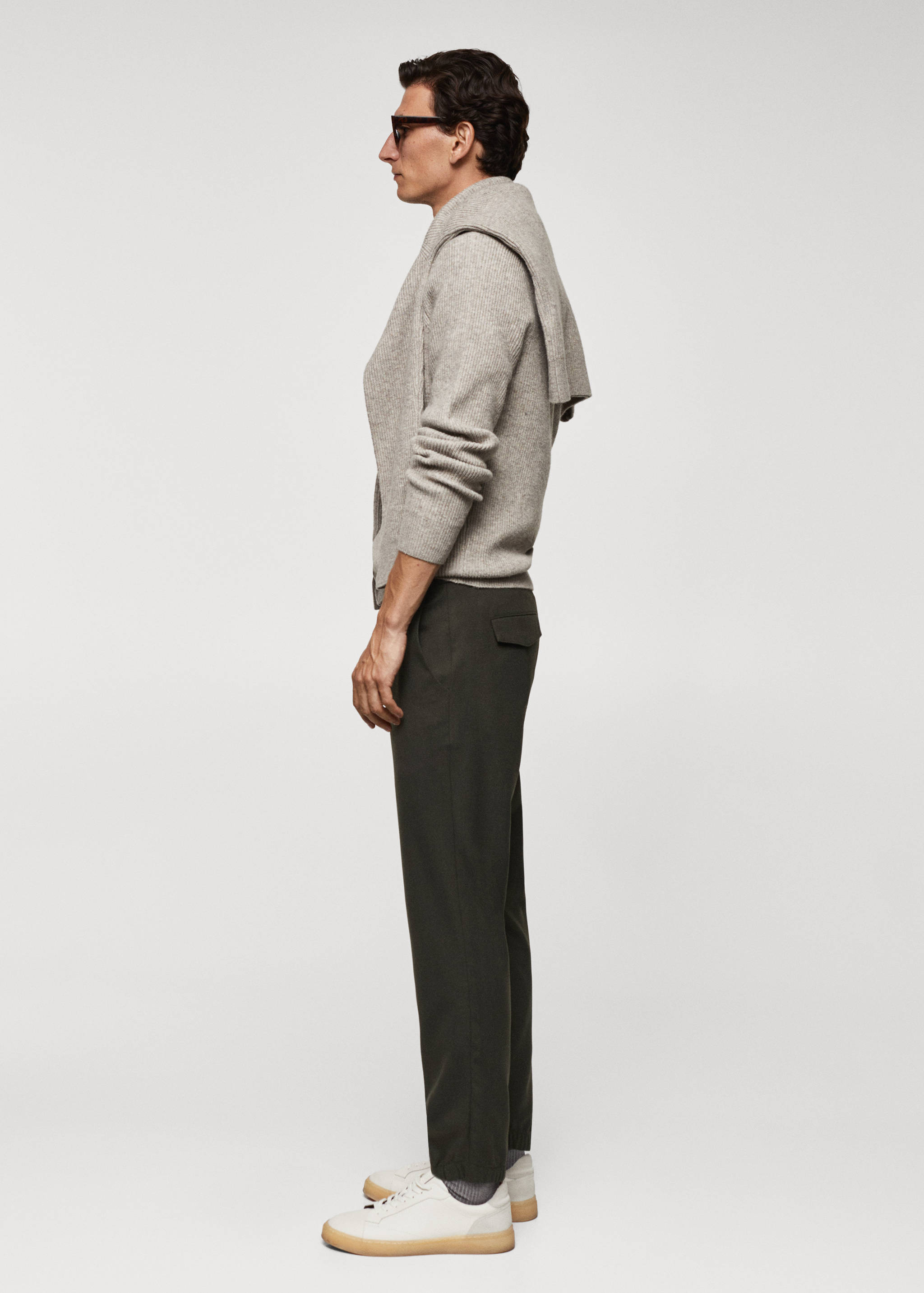 Pantalons jogger slim fit cordill - Detall de l'article 4