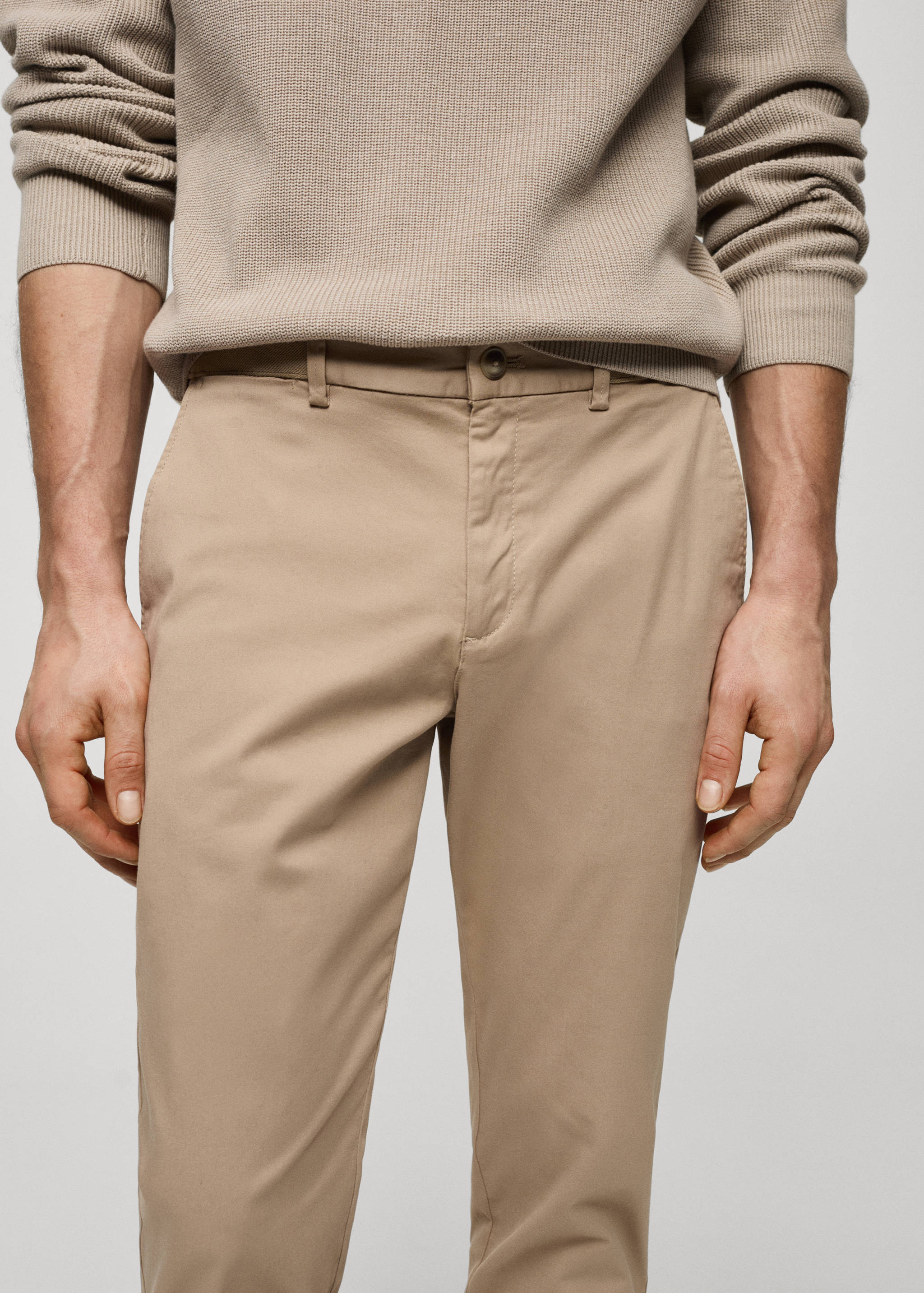 Cotton tapered crop trousers - Details of the article 1