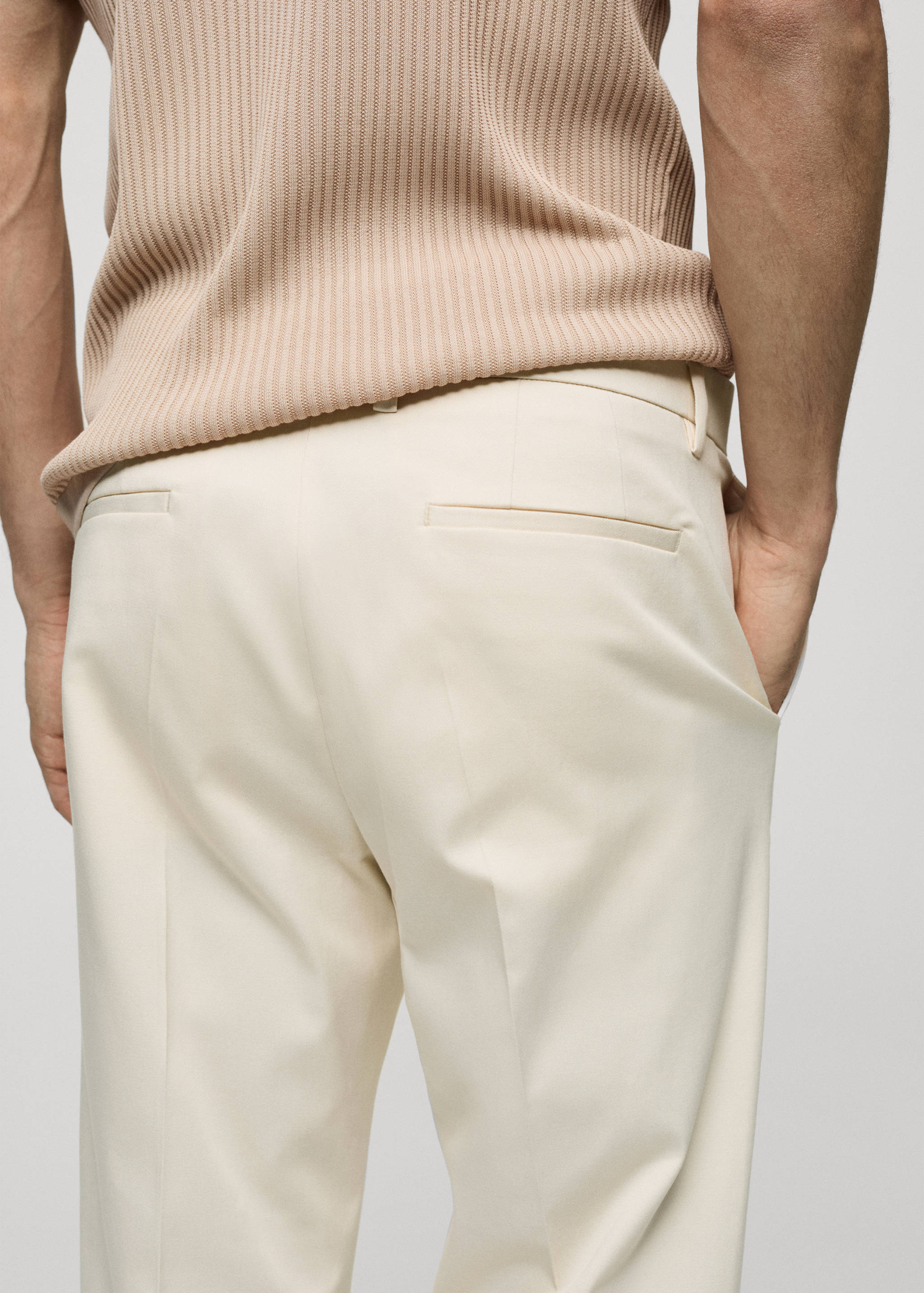 Slim fit chino pants - Details of the article 4