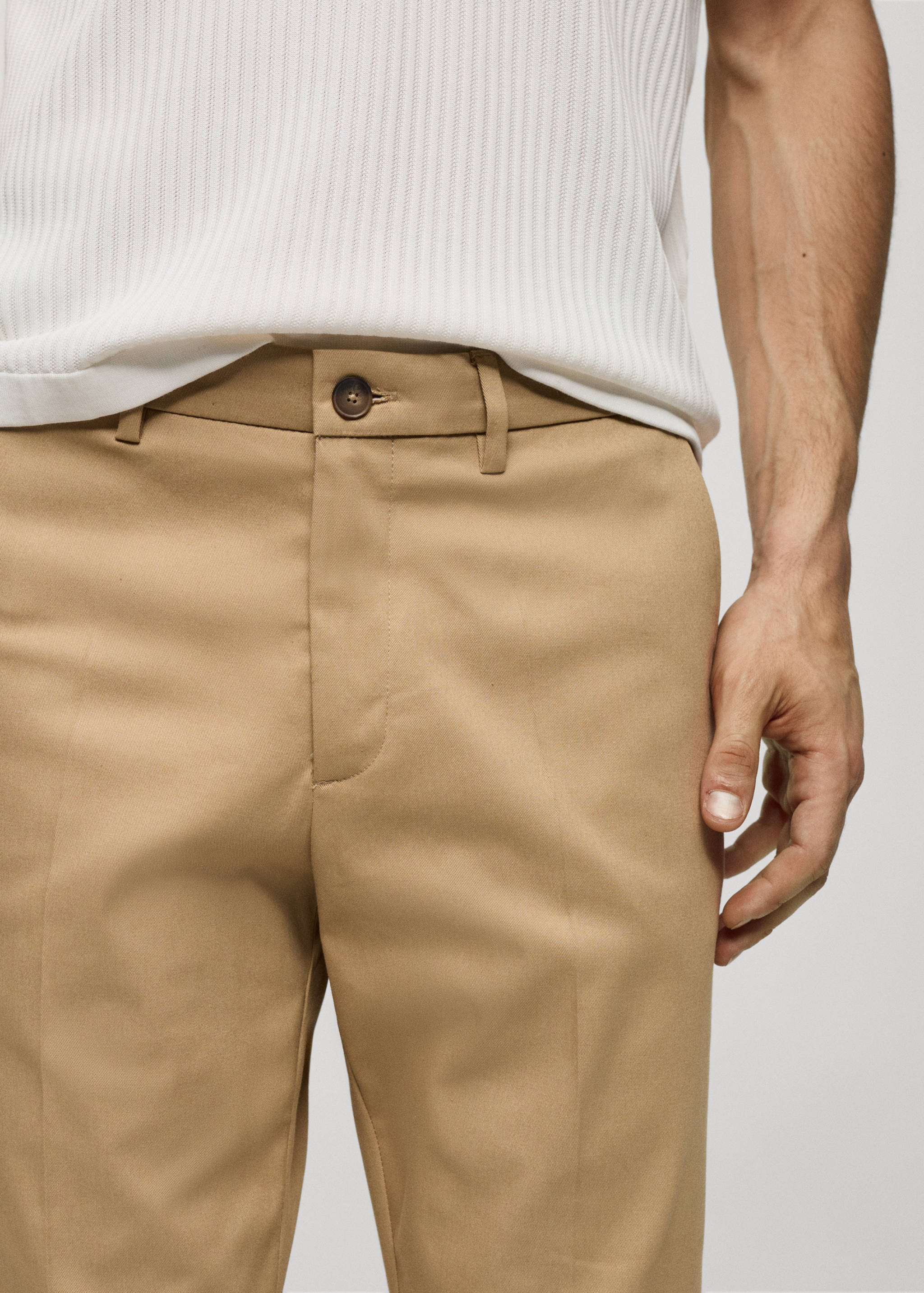 Slim fit chino pants - Details of the article 1