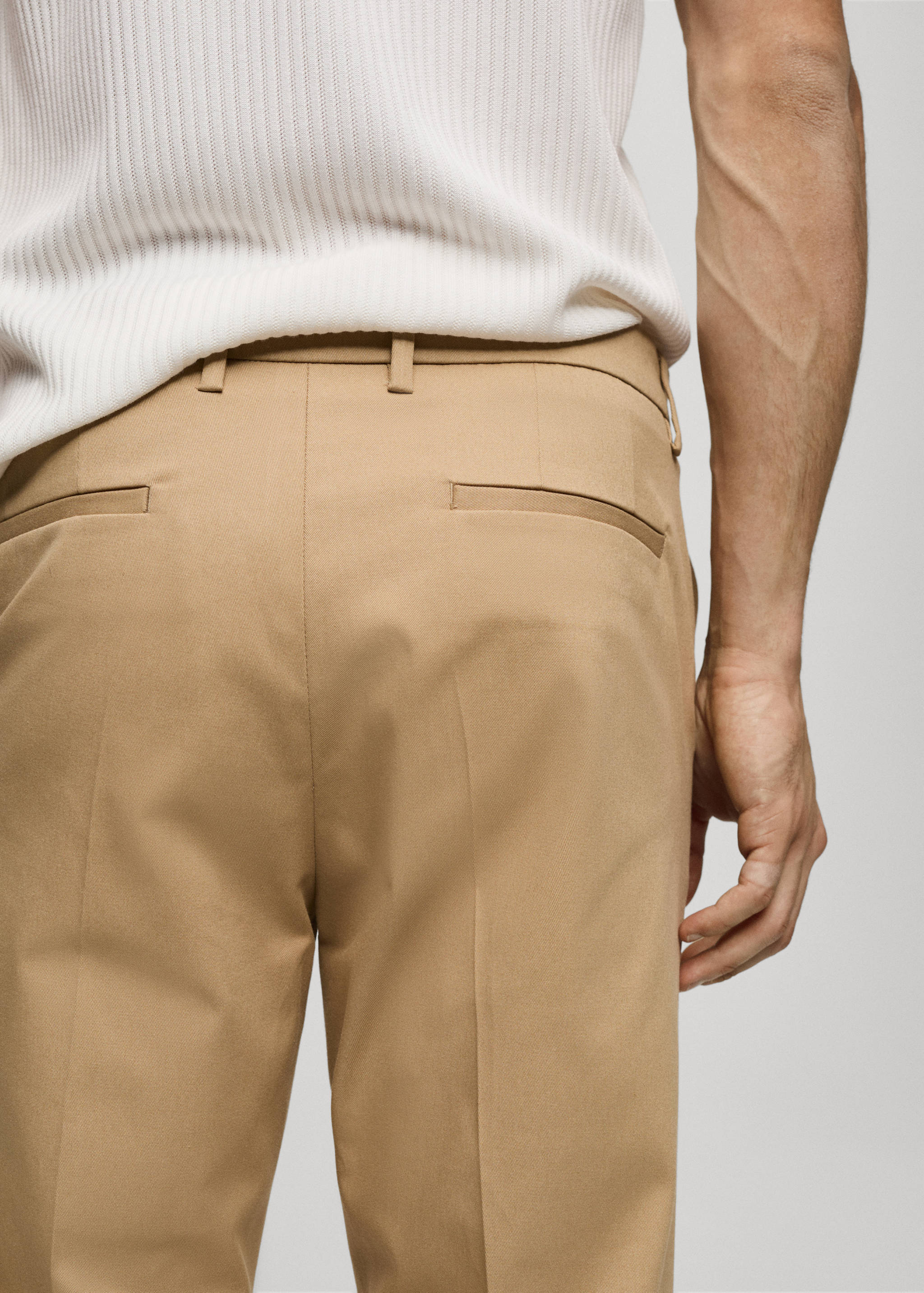 Slim fit chino pants - Details of the article 4