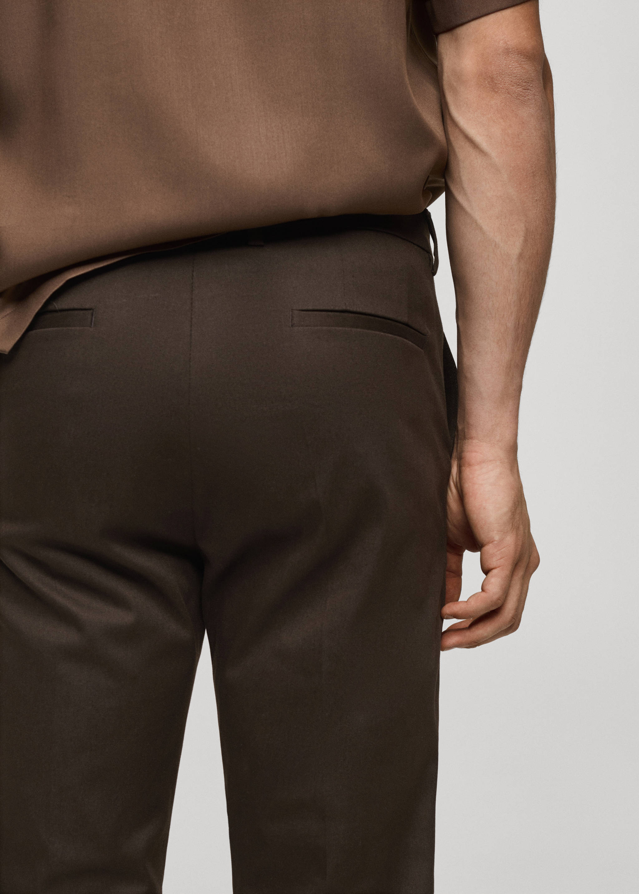 Slim fit chino trousers - Details of the article 4
