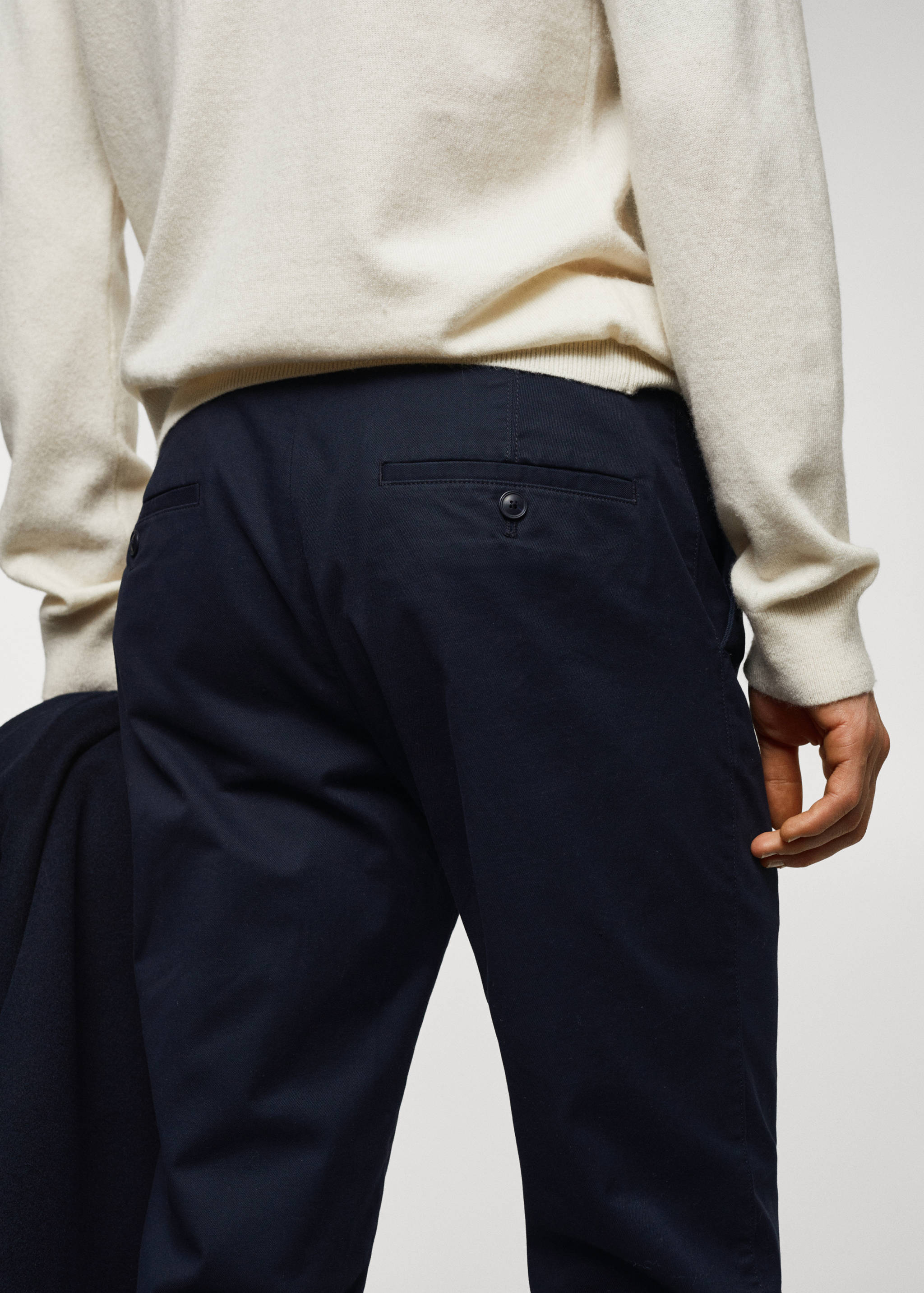 Calças chino slim fit de sarja - Pormenor do artigo 4