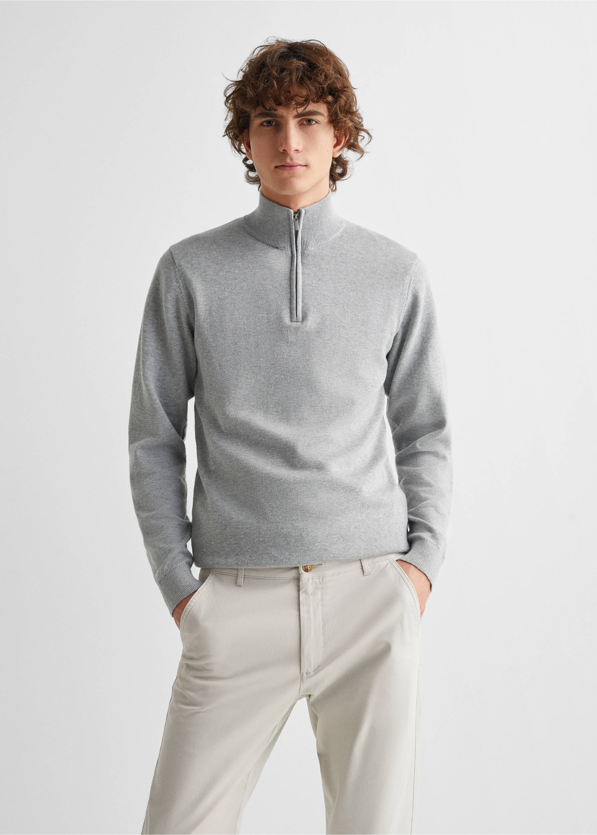 Cotton chinos - Medium plane, Ice Grey. Ref: 67000669-00.