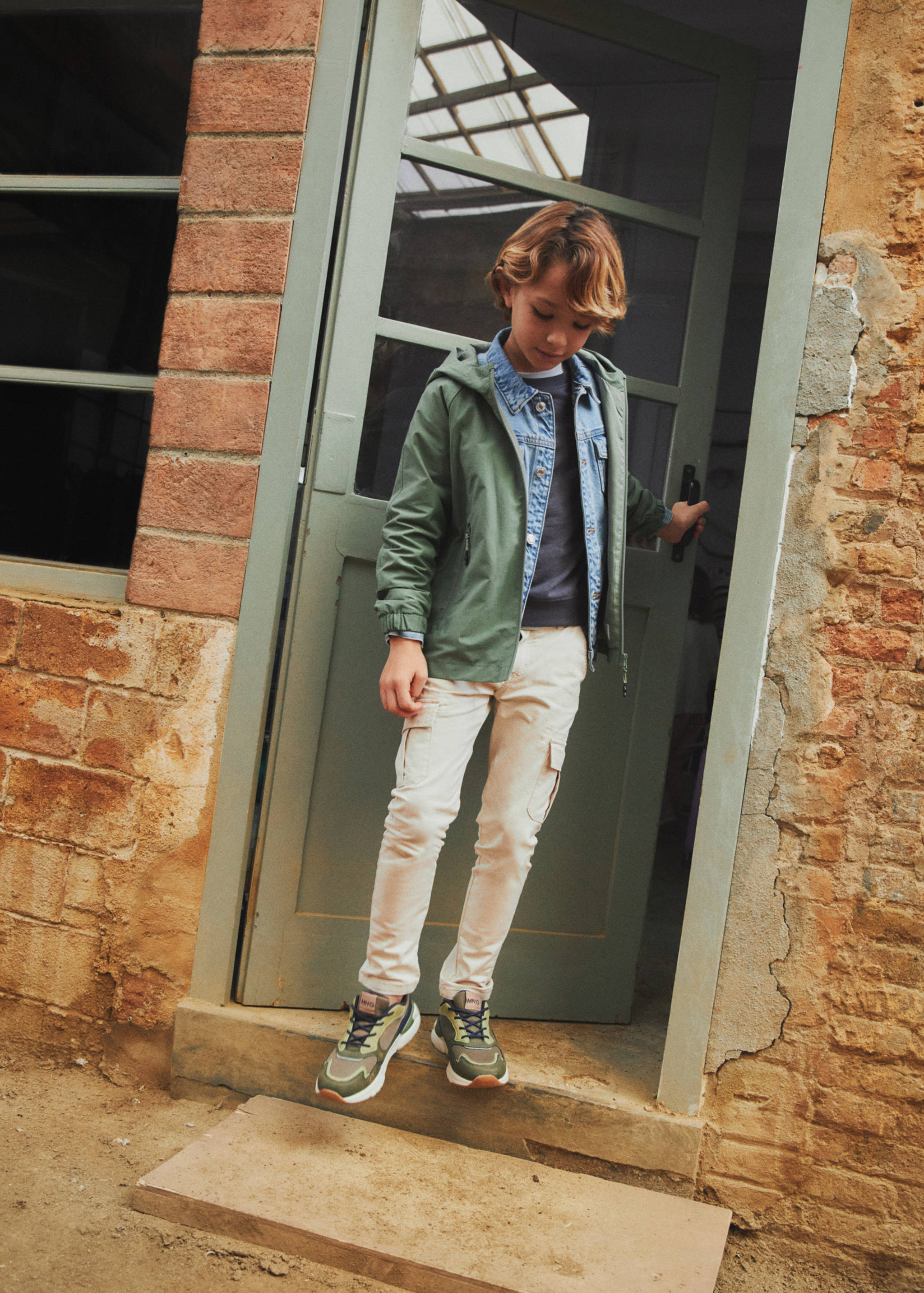 Regular-fit cargo pants - Details of the article 6