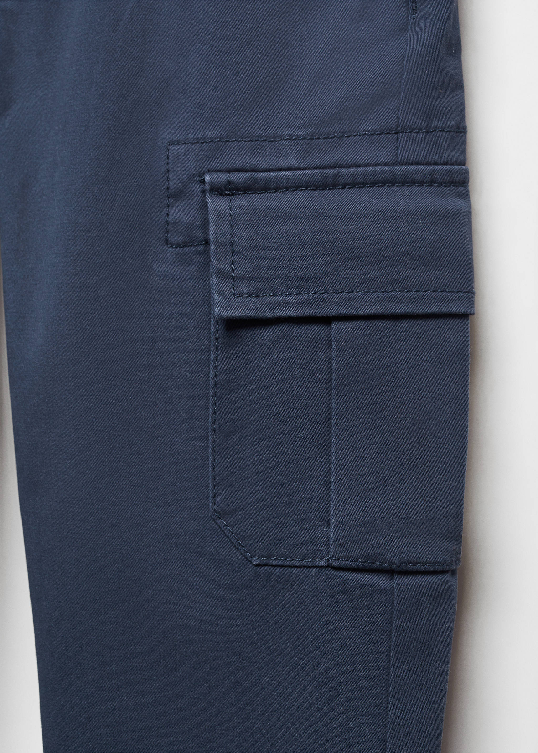 Regular-fit cargo pants - Details of the article 8