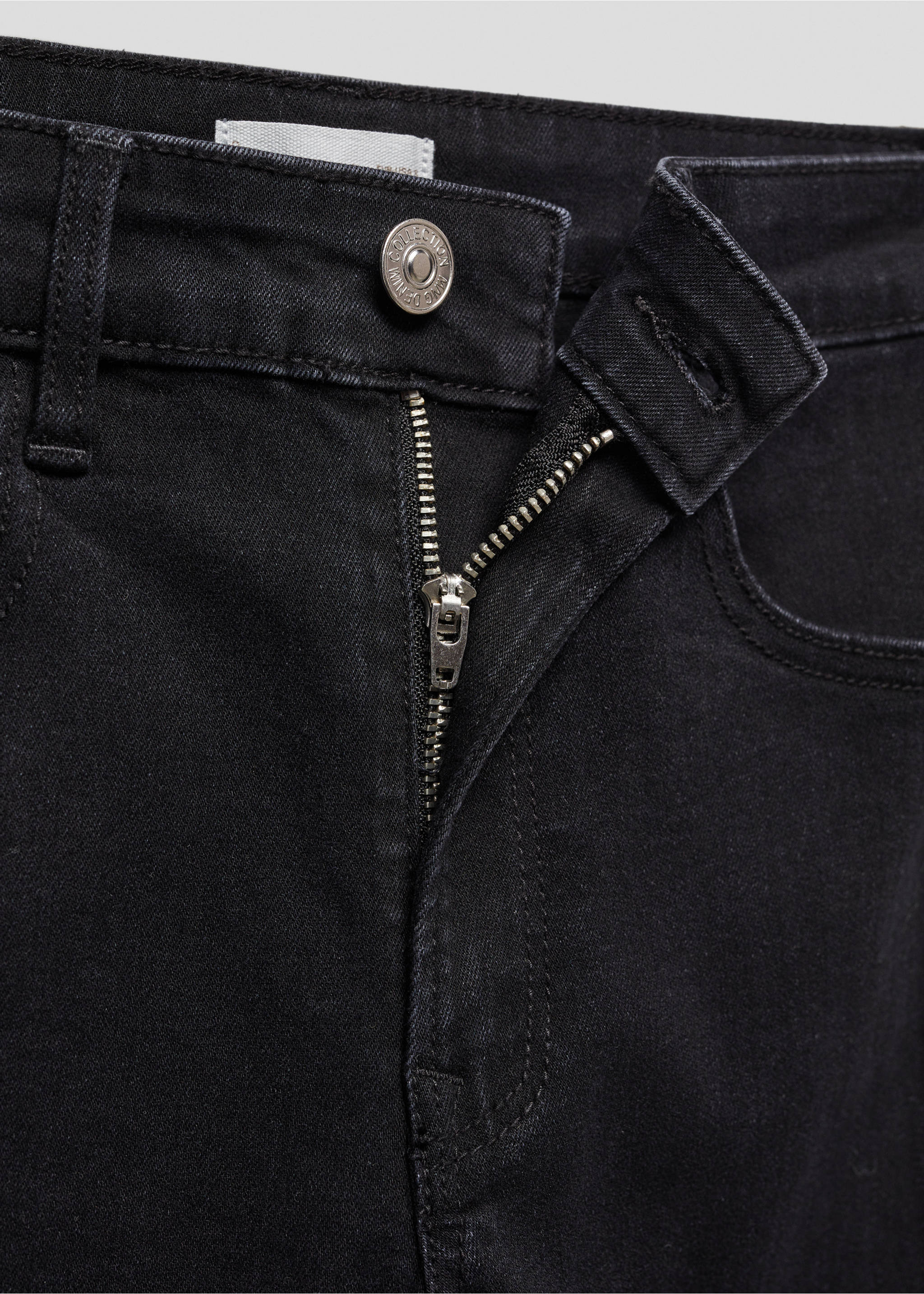Skinny jeans - Details of the article 8, Black. Ref: 67000678-00.