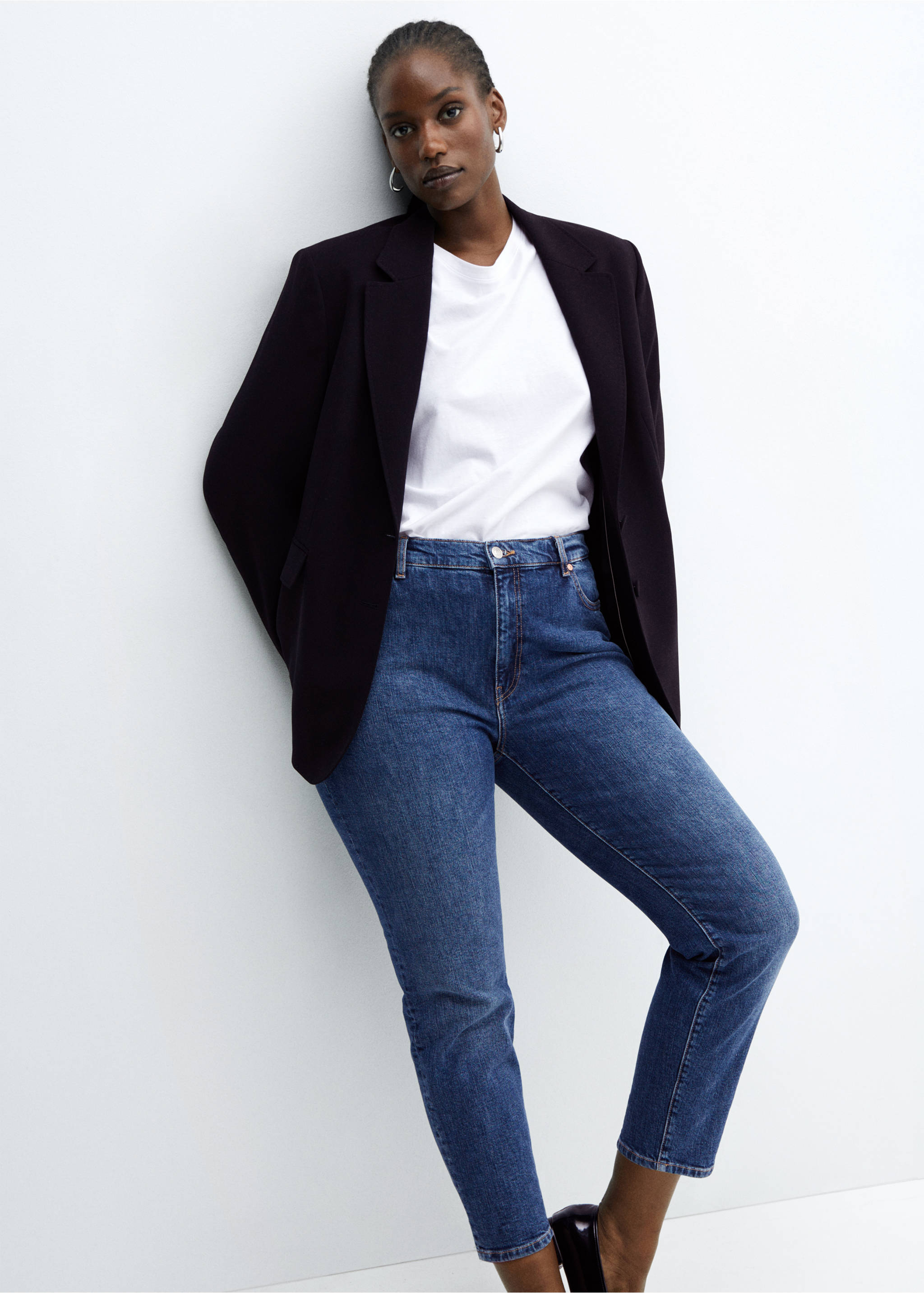 Claudia slim-fit cropped jeans - Details of the article 4, Dark Blue. Ref: 67000680-00.