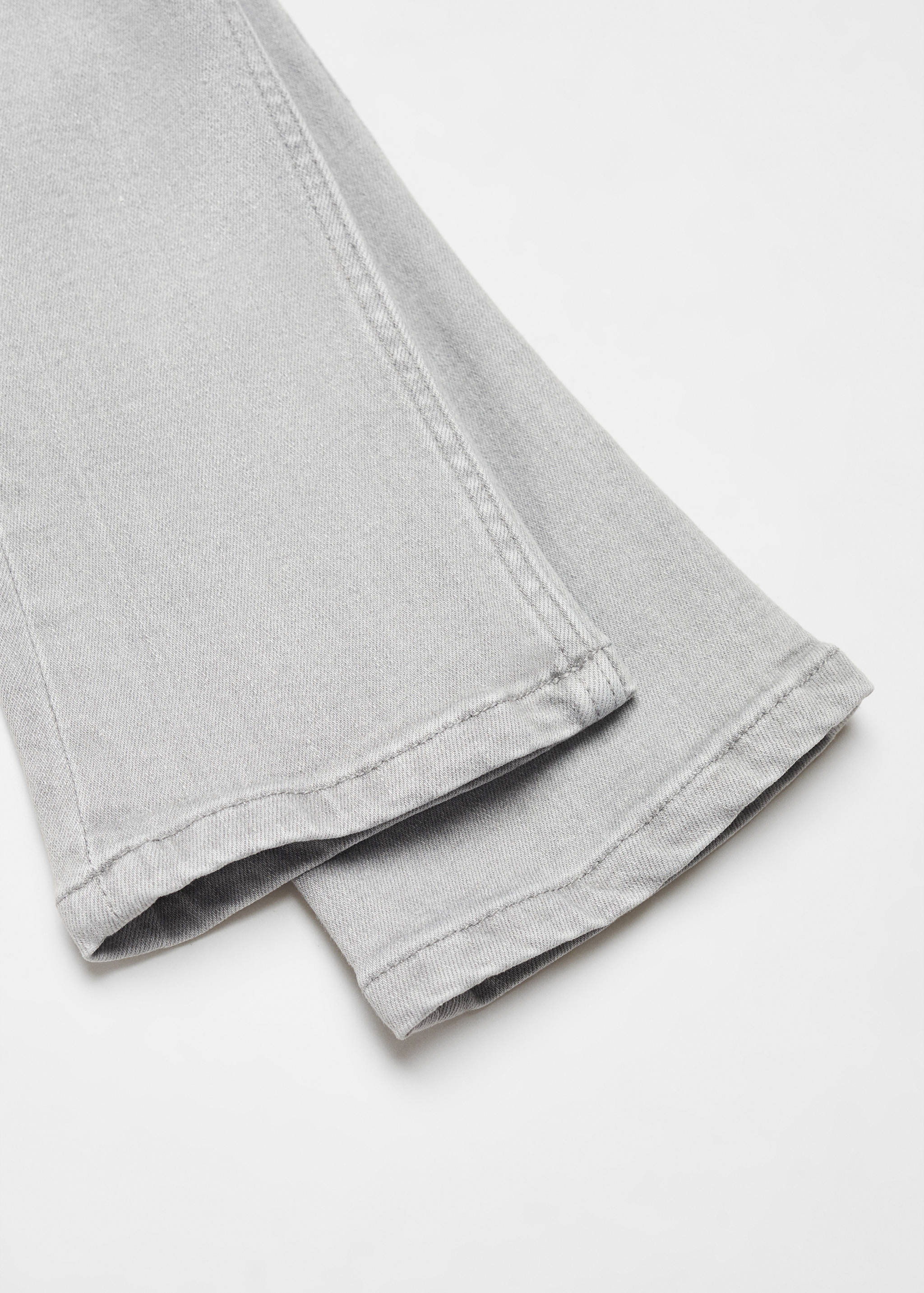 Buttons flare jeans - Details of the article 0