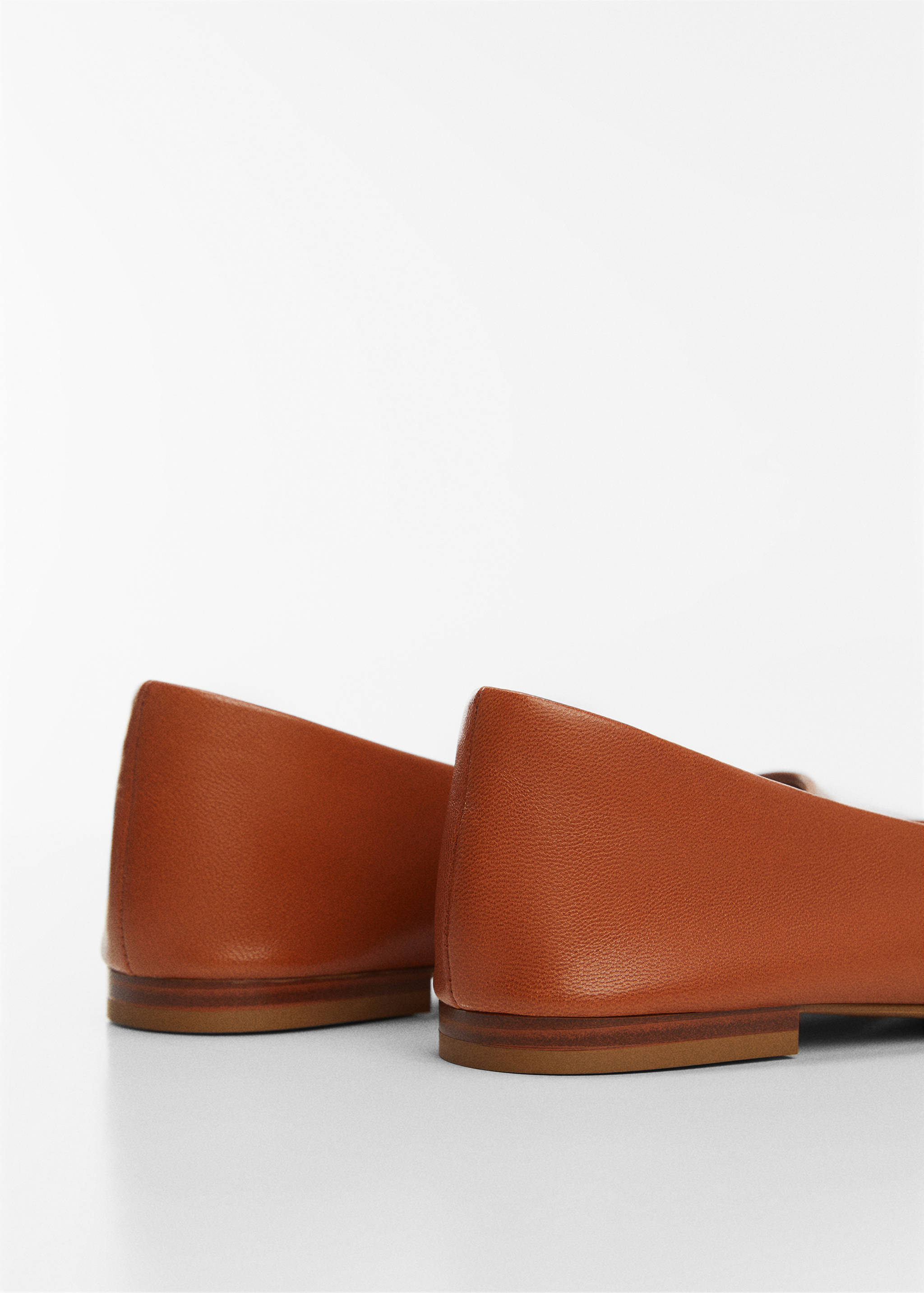 Leather ballet flats - Details of the article 1
