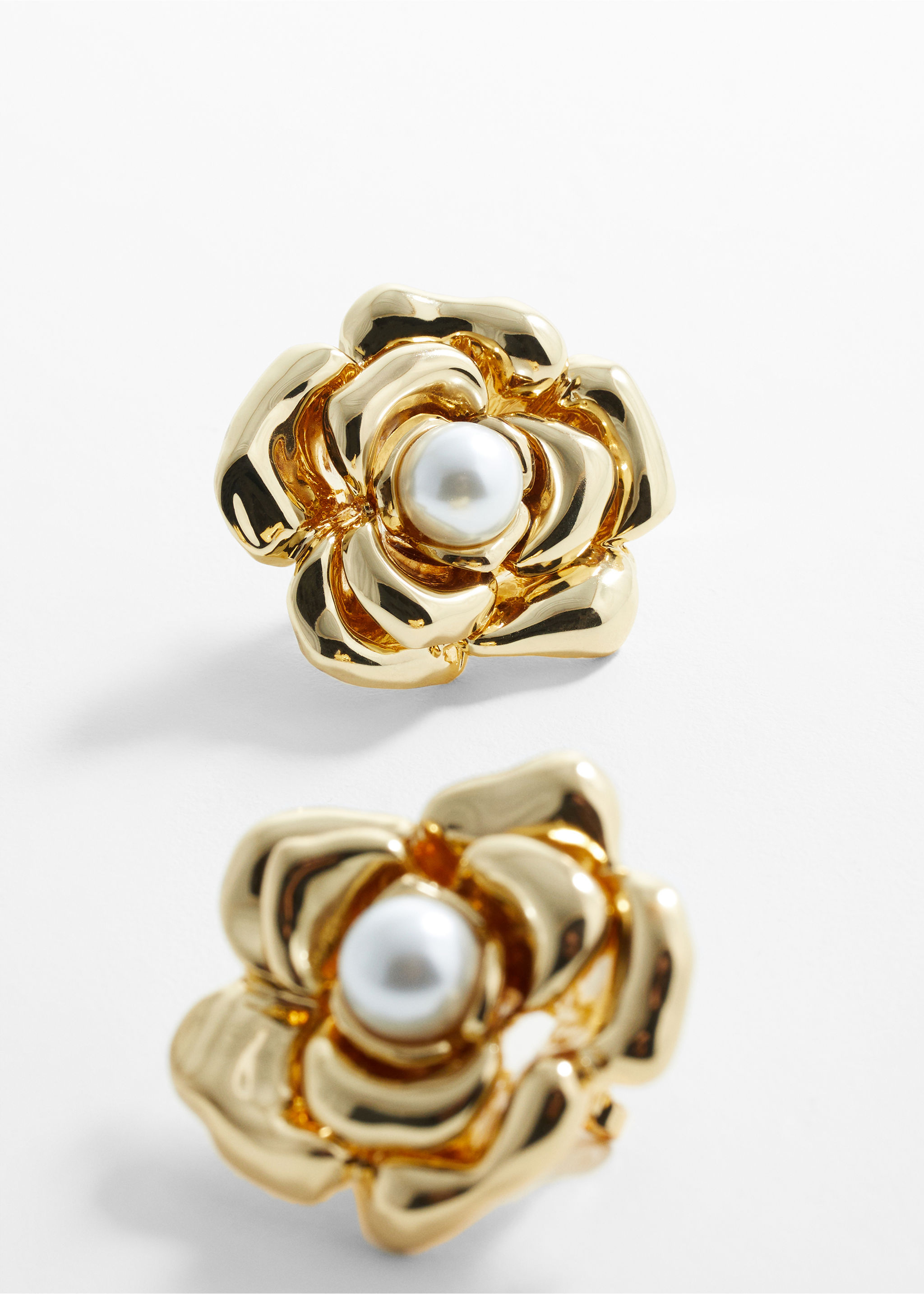Pearl decoration flower earrings - Medium plane