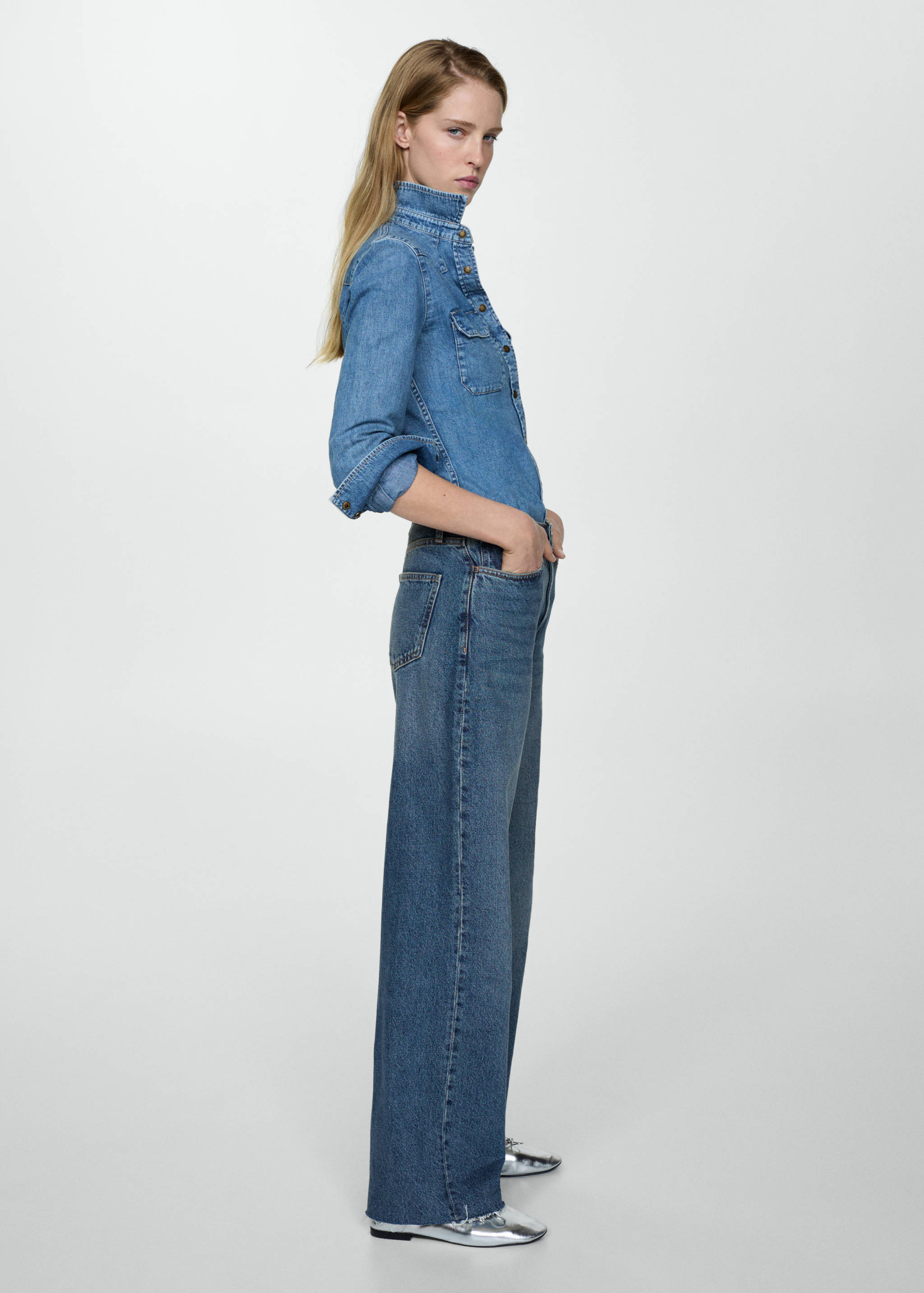 High-waisted wideleg jeans - Details of the article 2