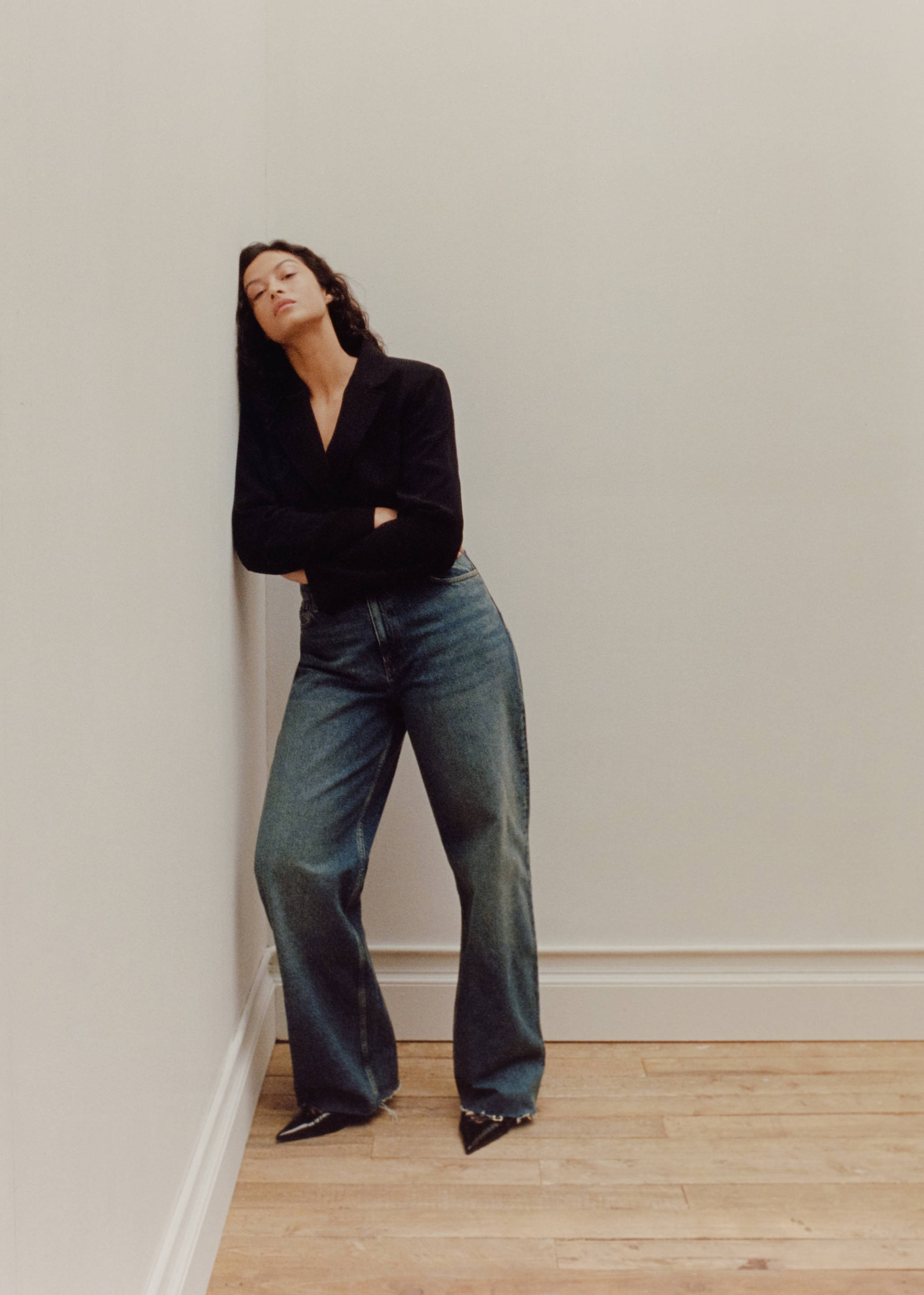 High-waisted wideleg jeans - Details of the article 7