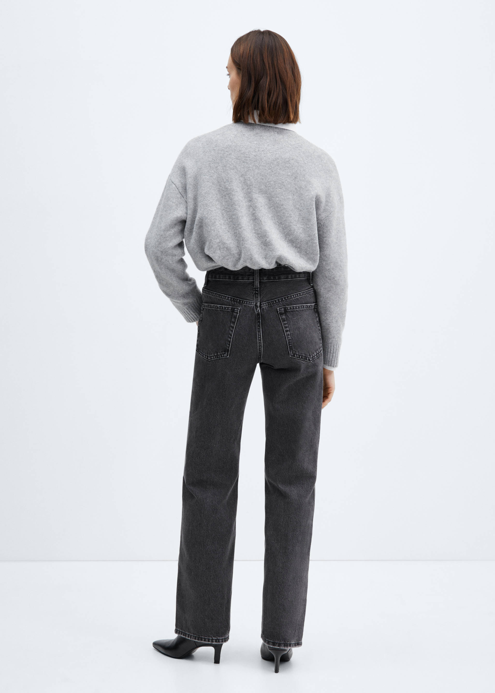 Mid-rise straight jeans - Reverse of the article