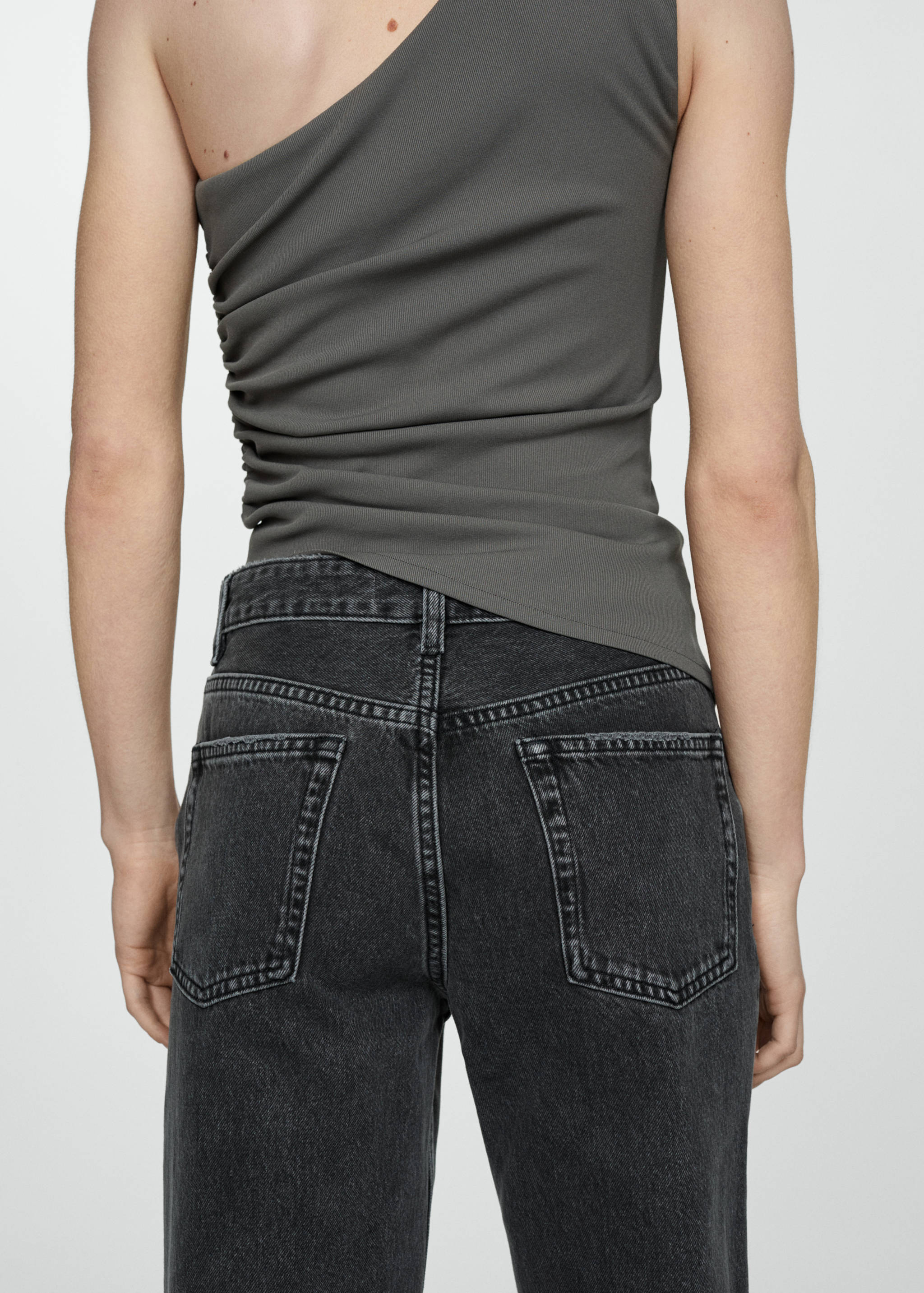 Mid-rise straight jeans - Details of the article 4