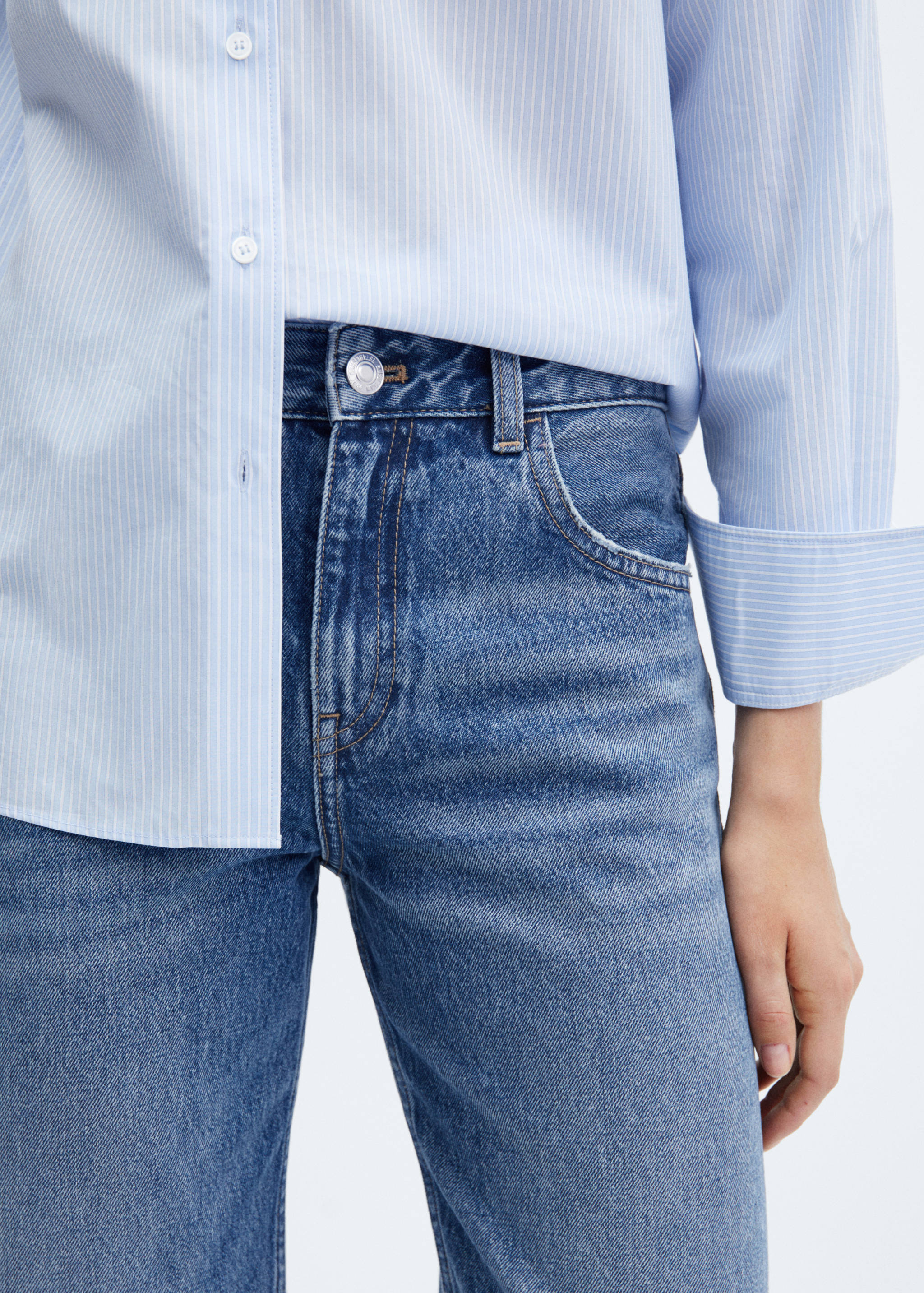 Mid-rise straight jeans - Details of the article 6