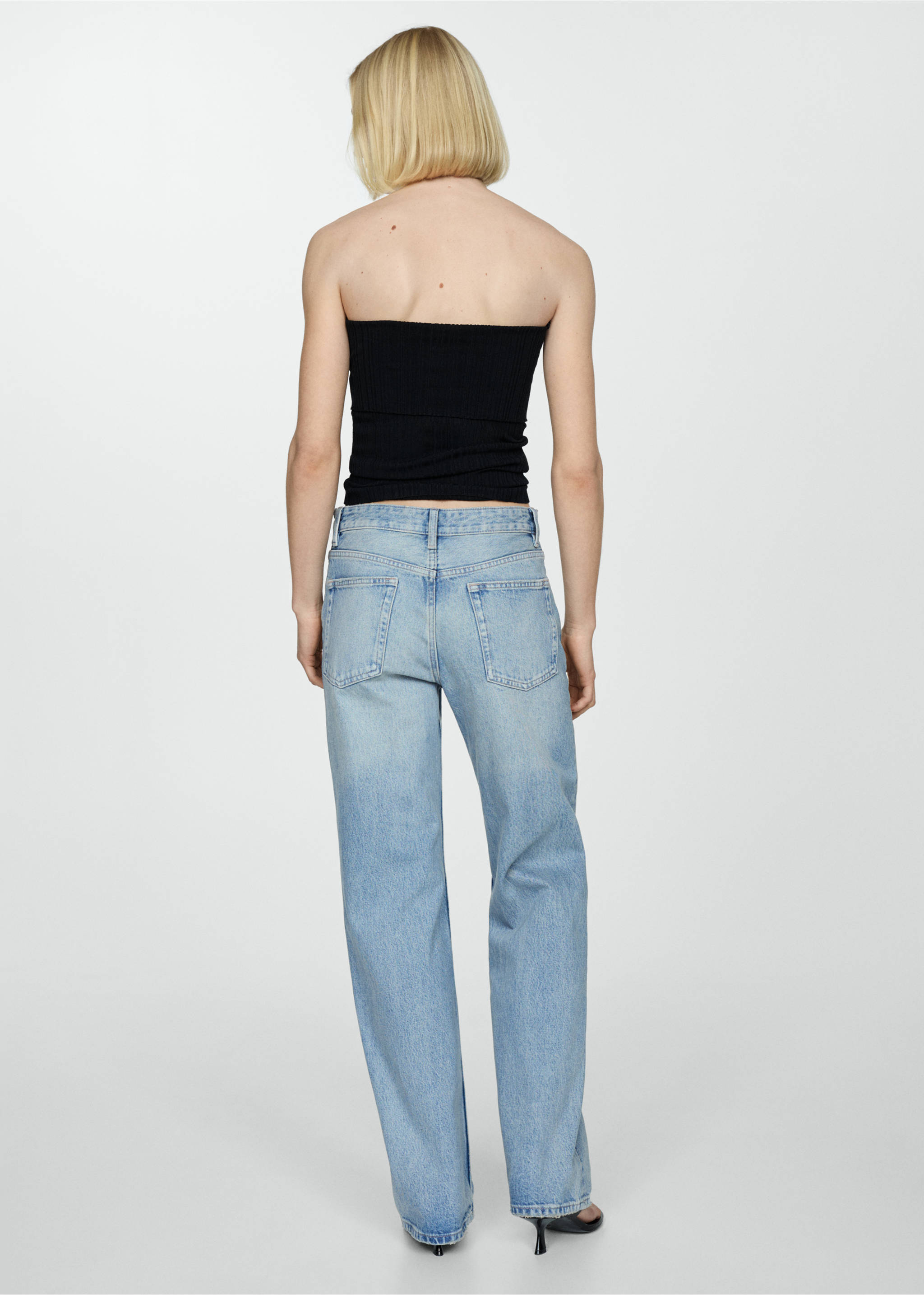 Mid-rise straight jeans - Reverse of the article, Light Vintage Blue. Ref: 67003273-00.