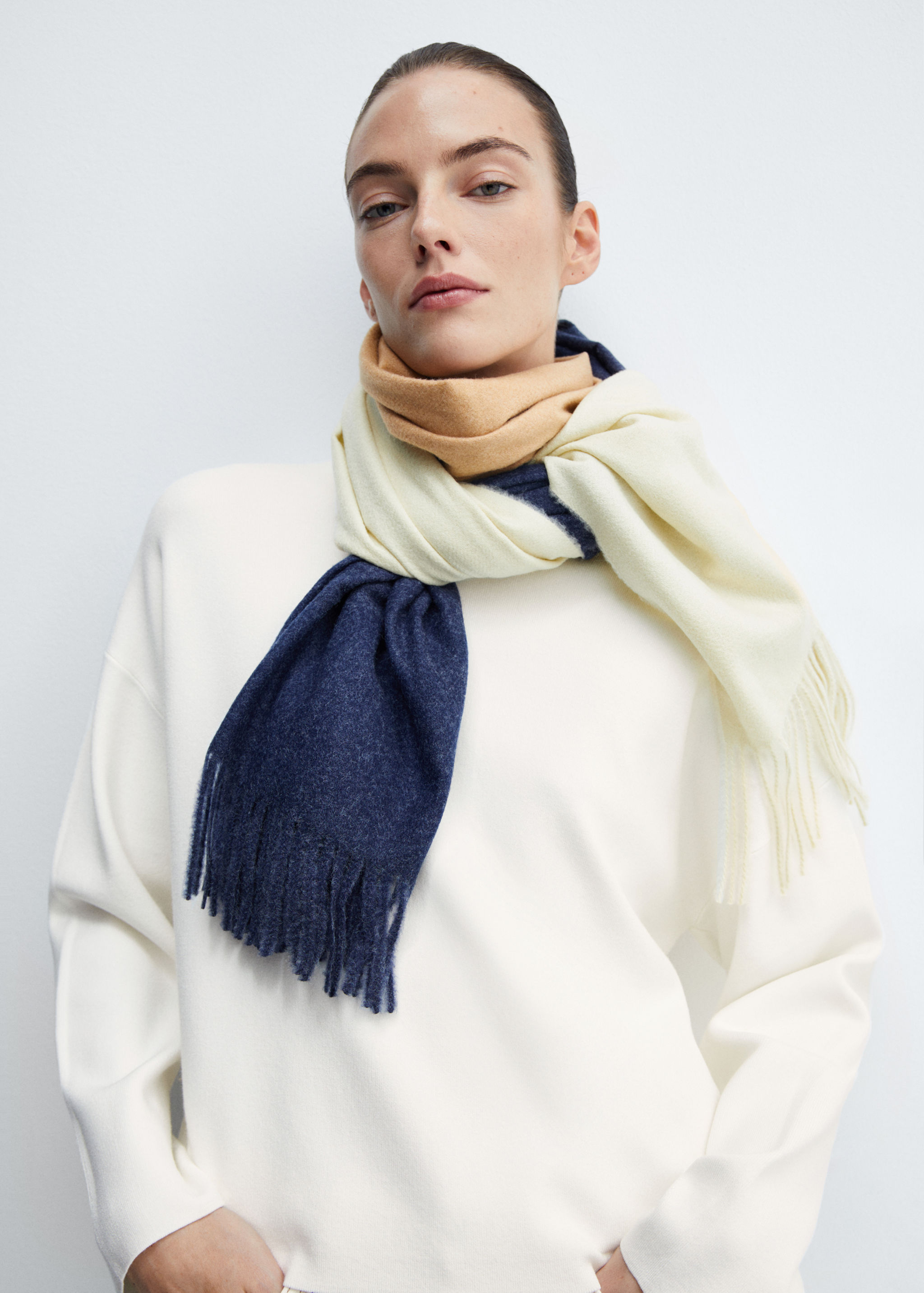 Knitted sweater with perkins neck - Details of the article 1
