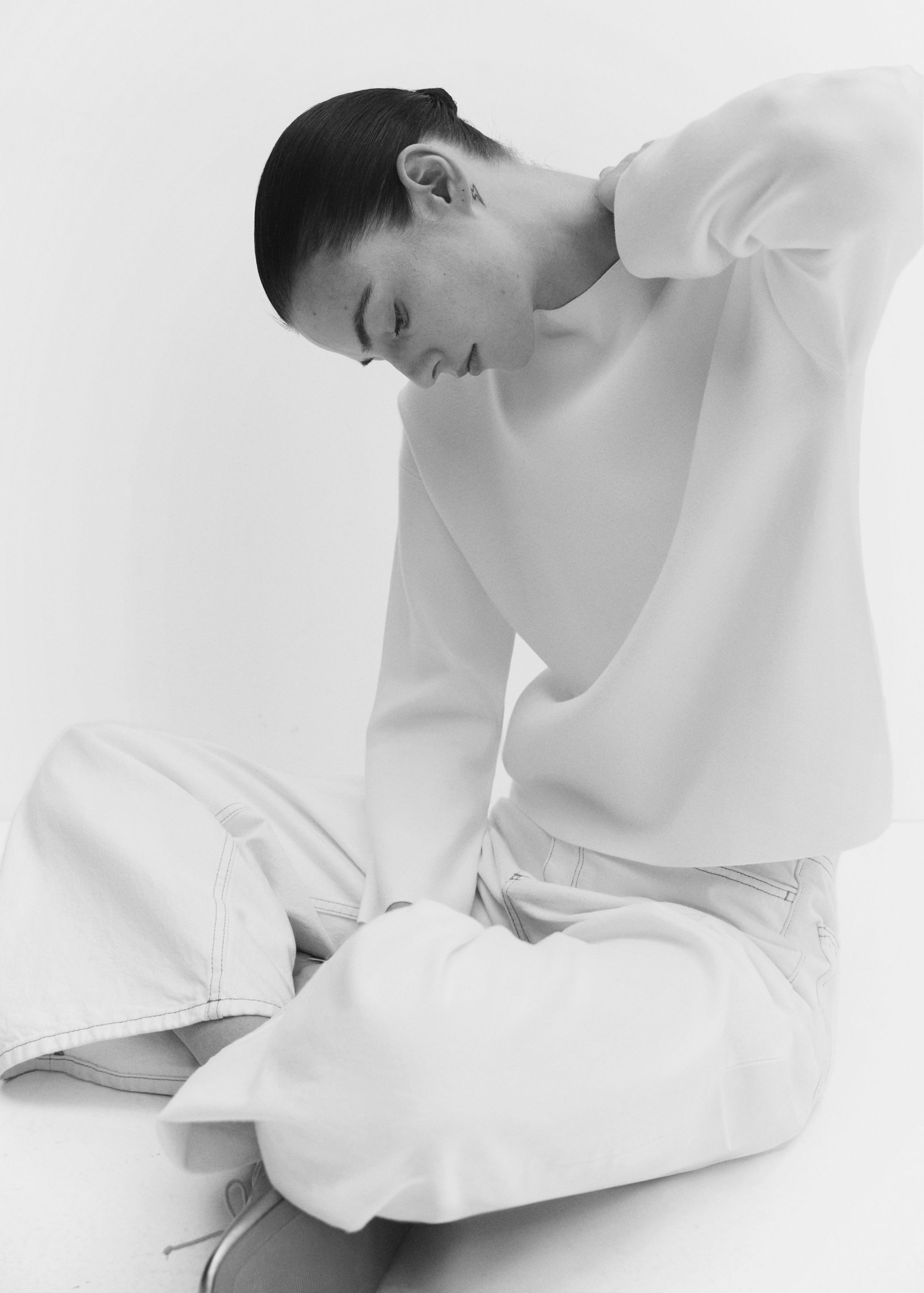 Knitted sweater with perkins neck - Details of the article 2