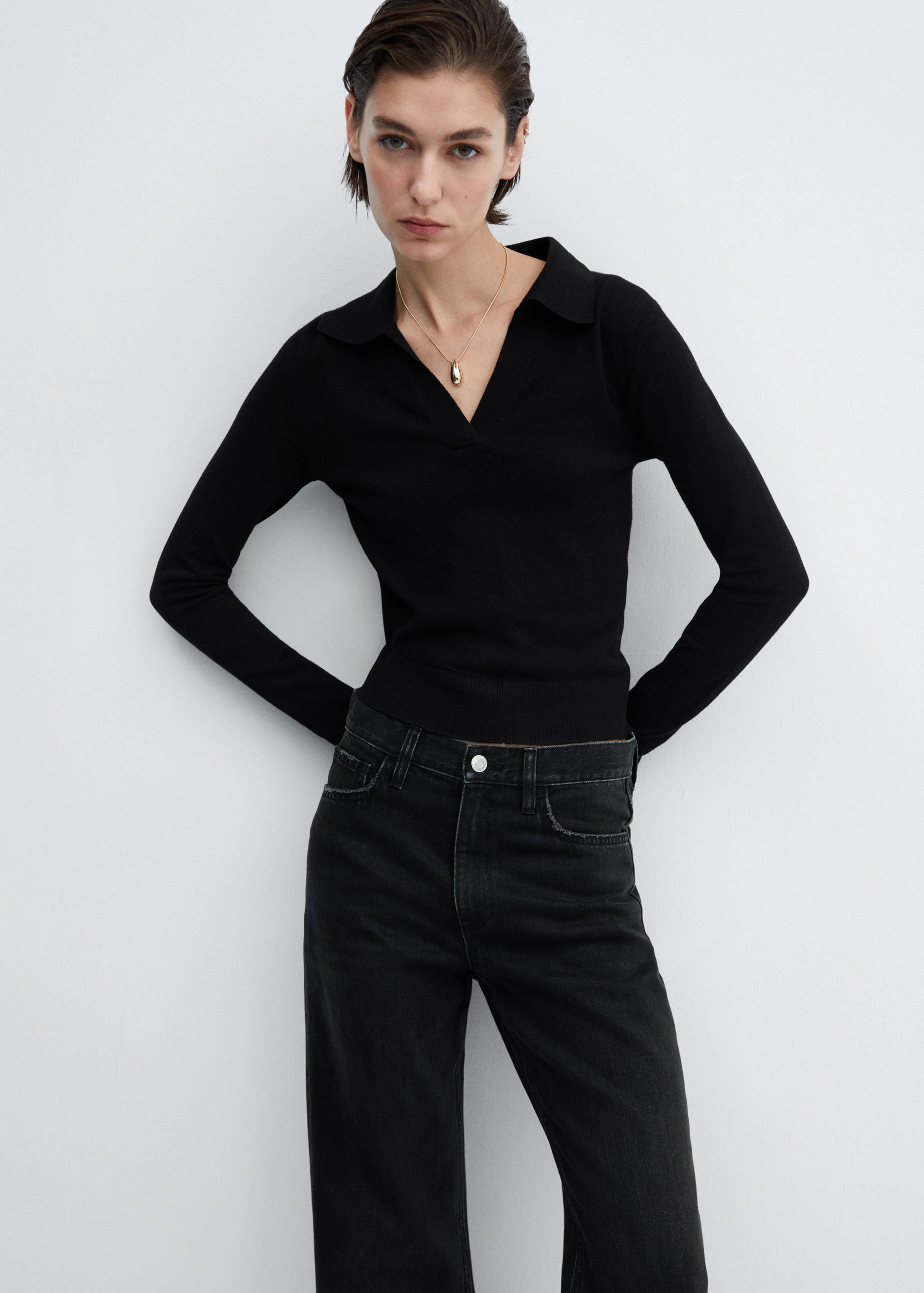 Mid-rise straight jeans - Details of the article 1