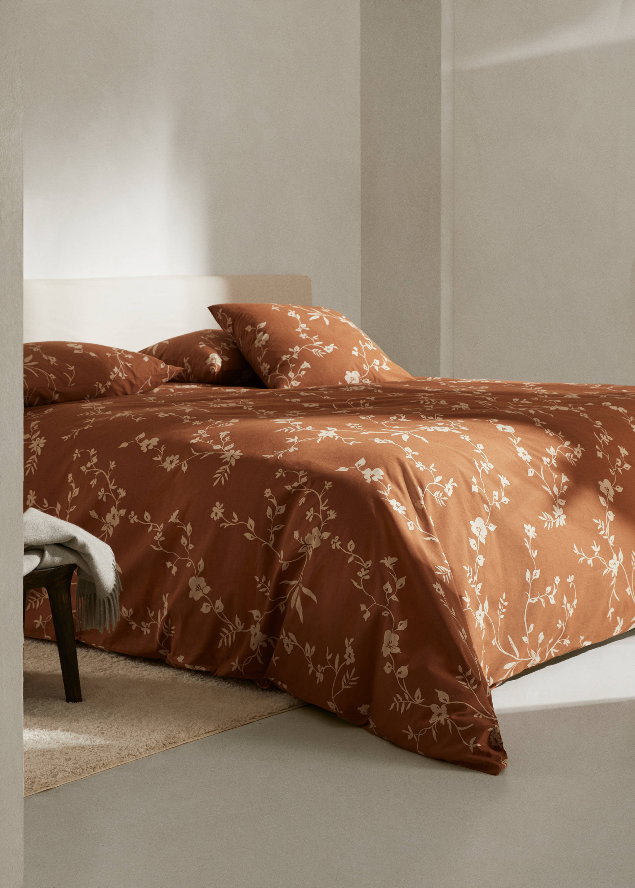 Duvet cover with terracotta flowers Single bed - General plane
