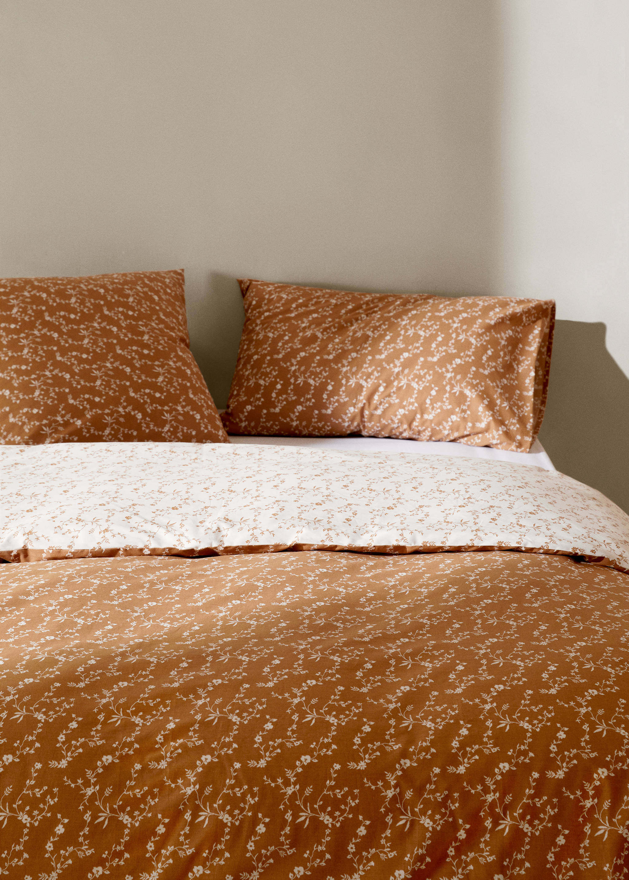 Multi-flower reversible duvet cover Queen bed - Details of the article 7