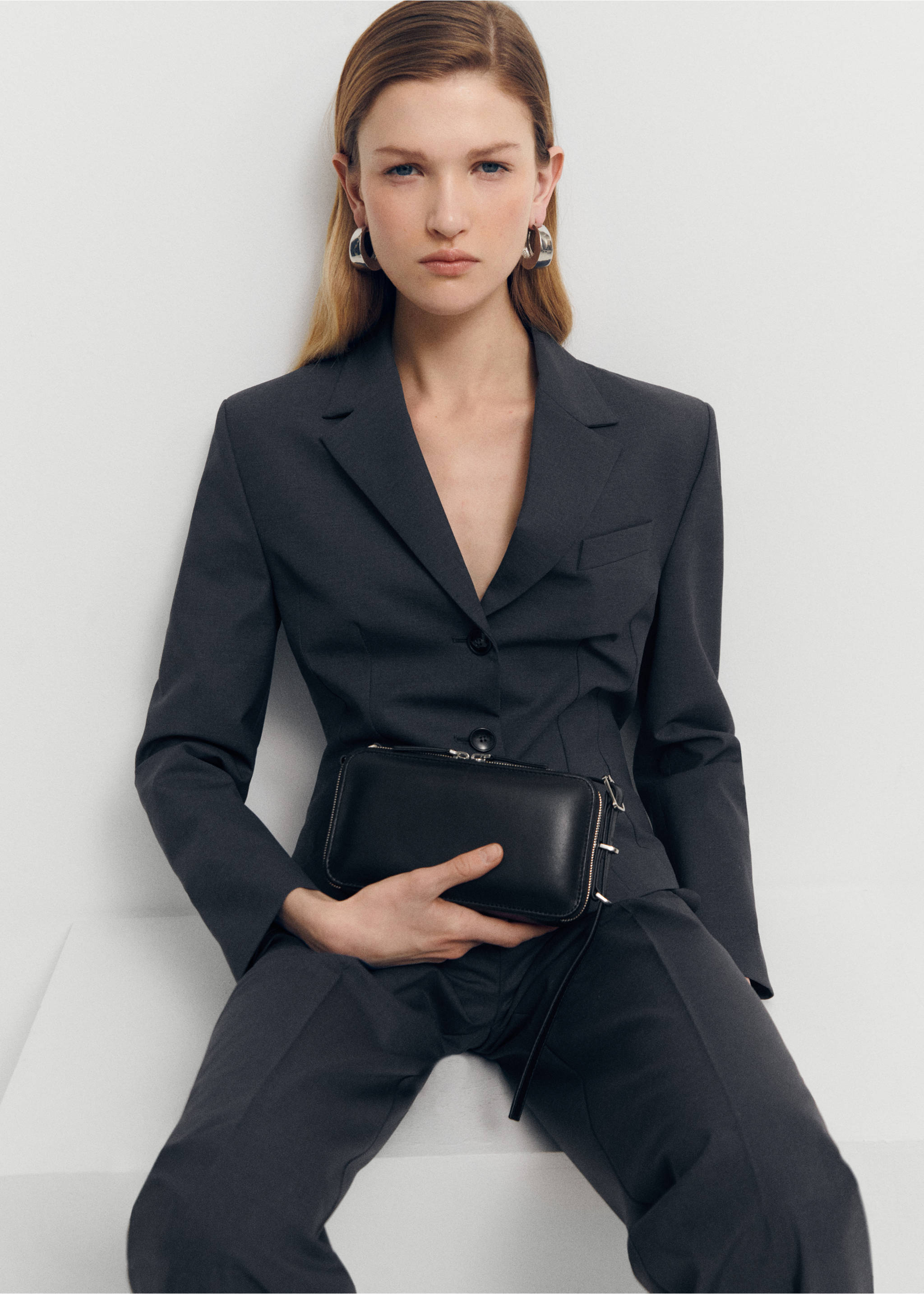 Rectangular leather handbag - Details of the article 9, Black. Ref: 67004493-00.