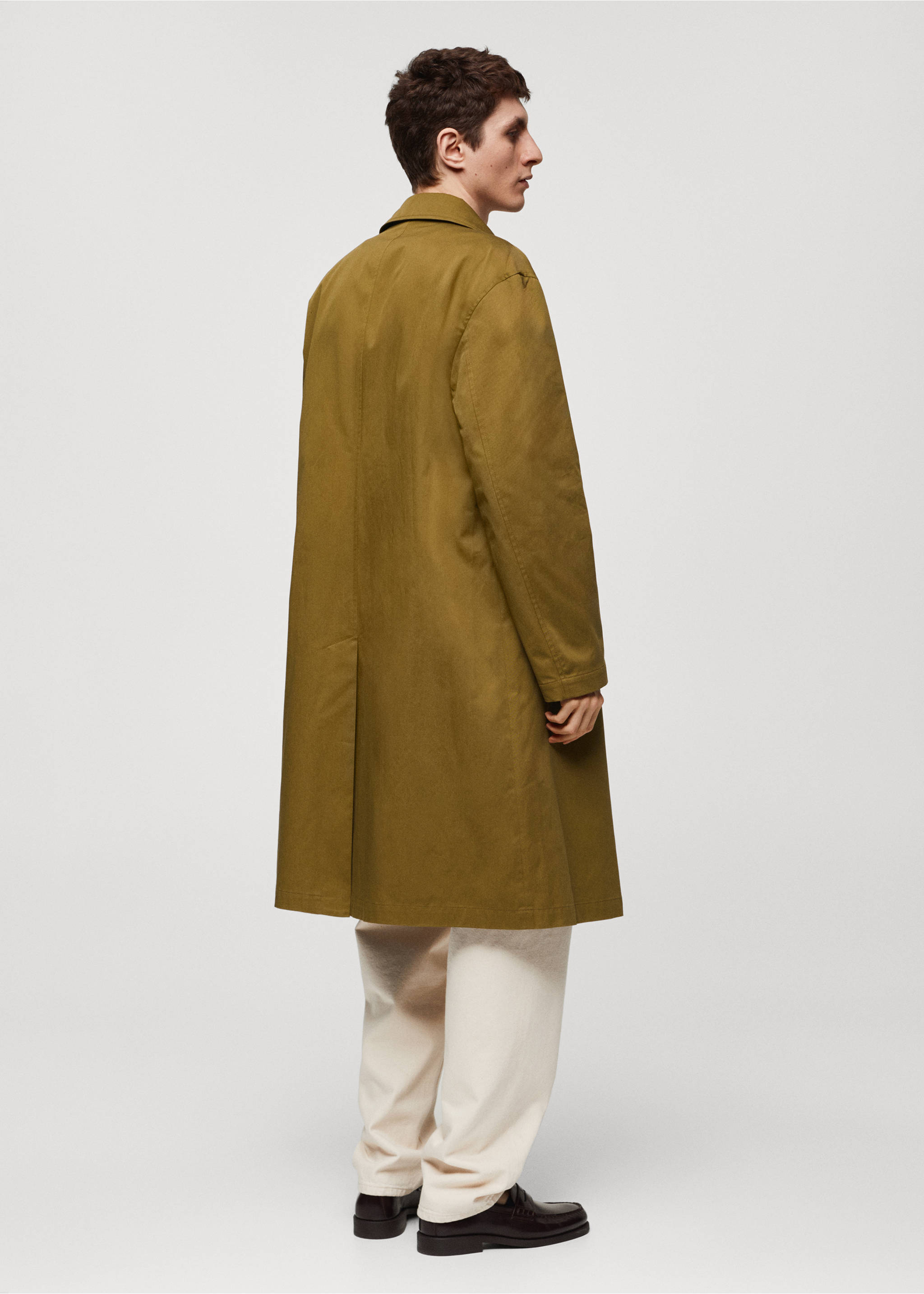 Relaxed-fit cotton trench coat - Reverse of the article, Olive Green. Ref: 67005154-00.