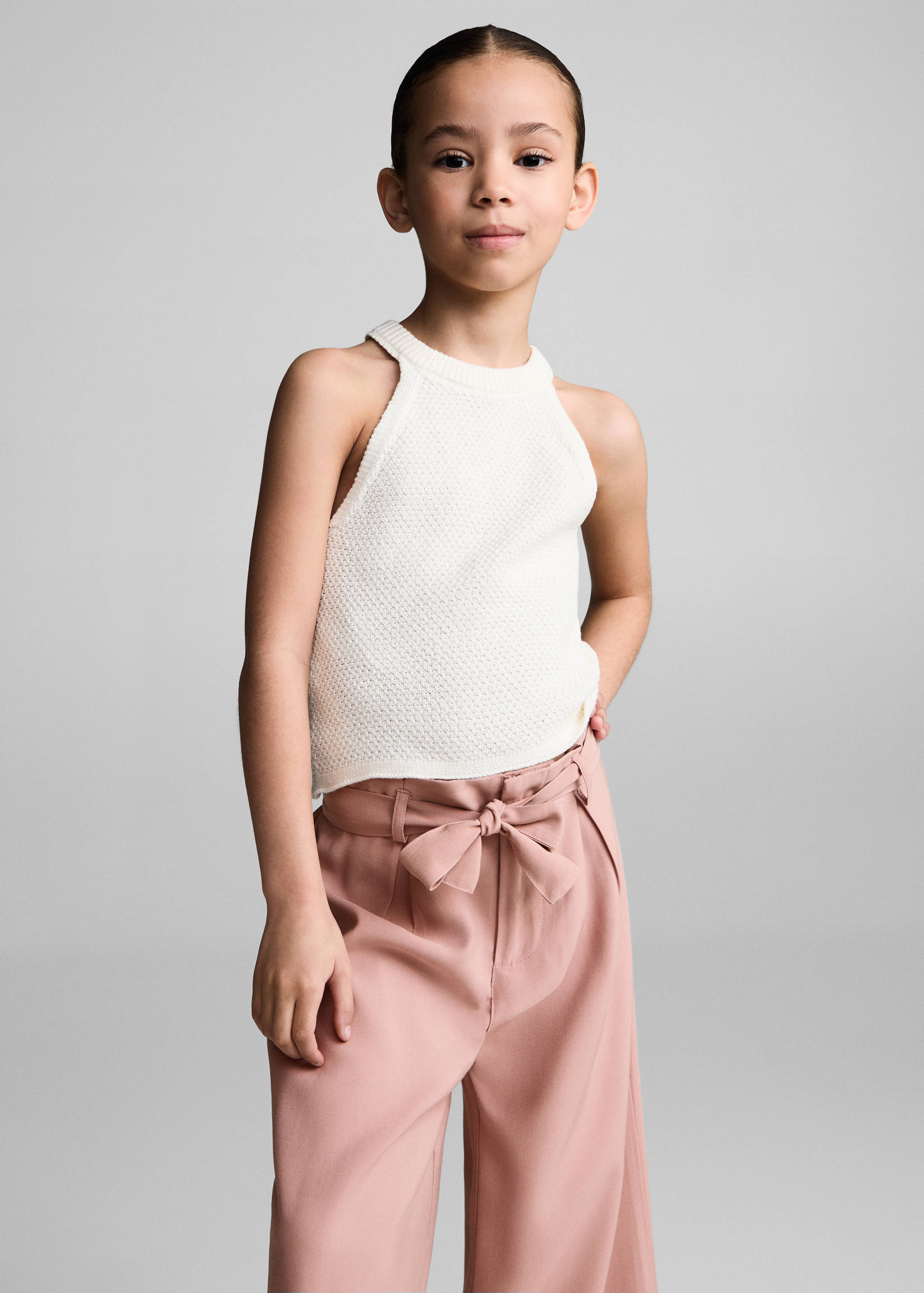 Pantalon à pinces ceinture - Plan moyen