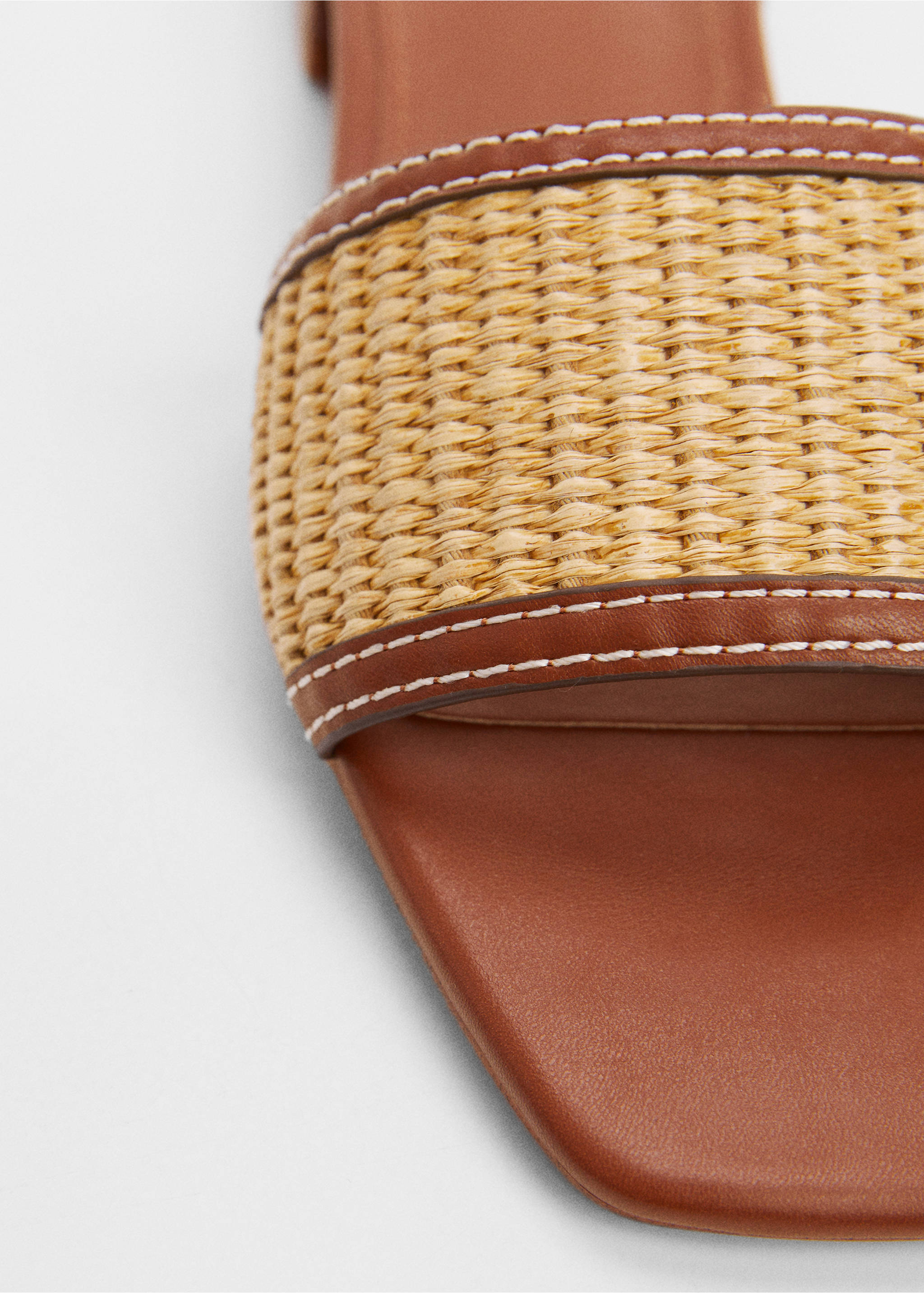 Raffia strap sandal - Details of the article 2, Leather. Ref: 67005737-00.