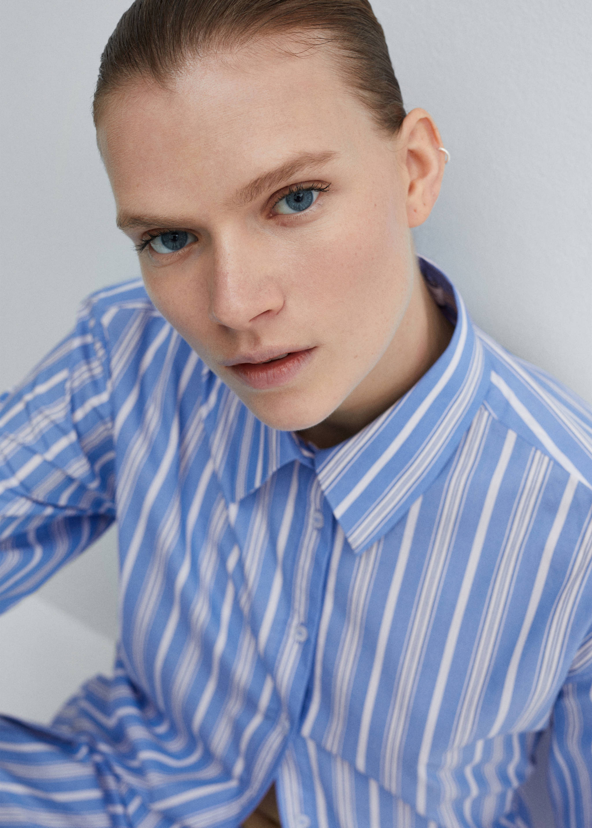 Πουκάμισο ριγέ με φιόγκο - Λεπτομέρεια του προϊόντος 1