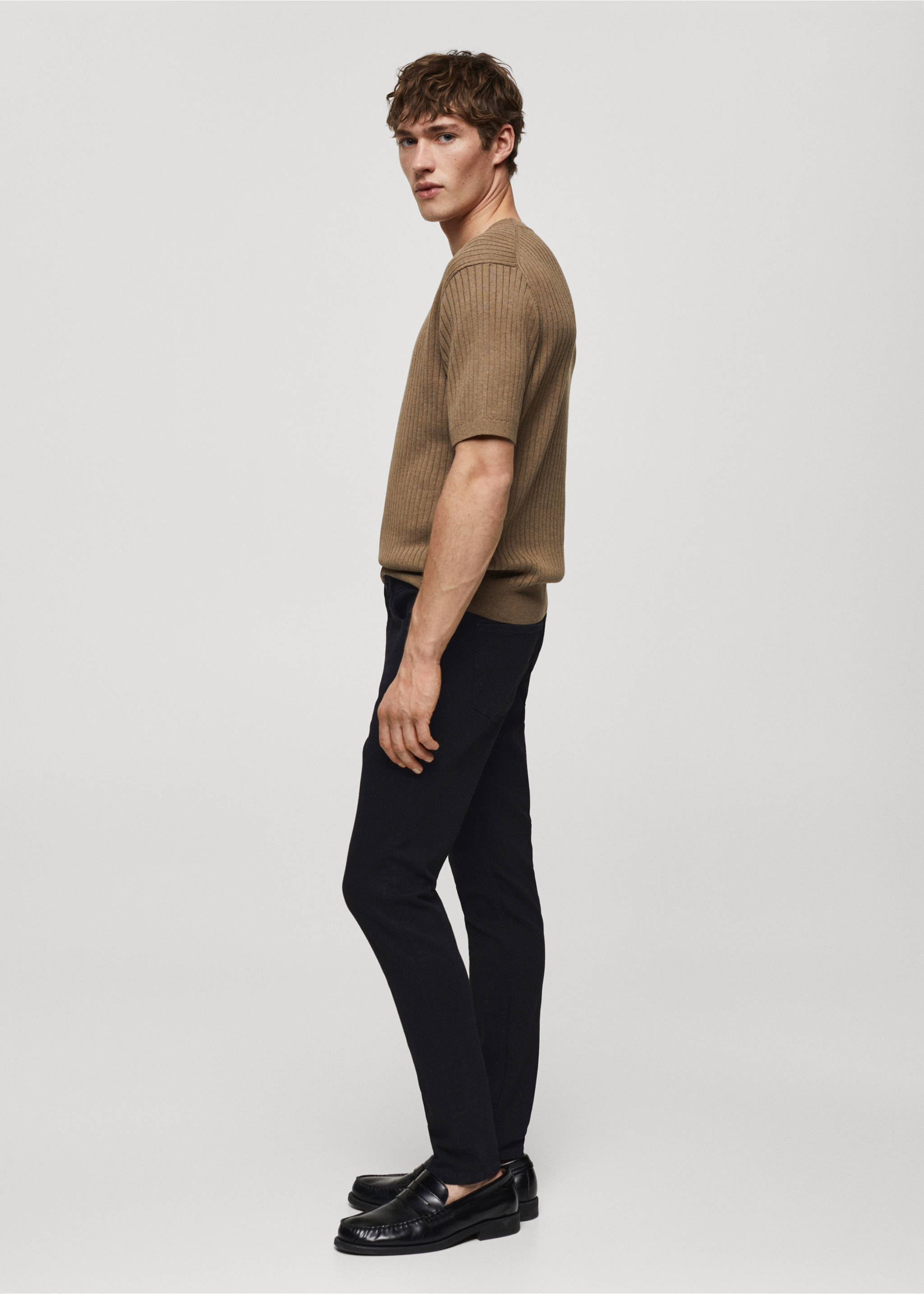 Skinny-fit jeans - Details of the article 2, Black denim. Ref: 67005991-00.